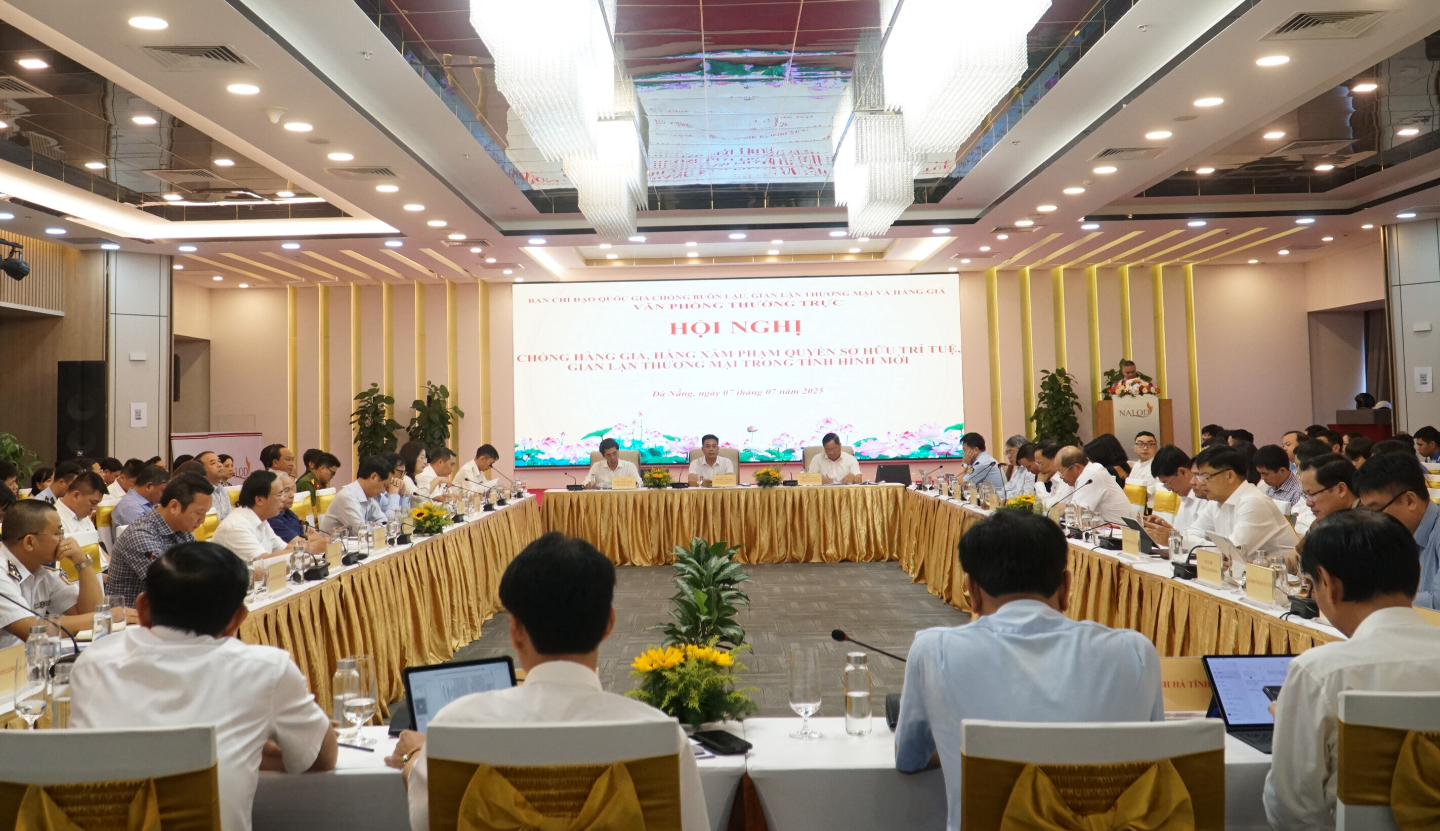Xử lý hơn 50.000 vụ vi phạm về buôn lậu, gian lận thương mại, hàng giả