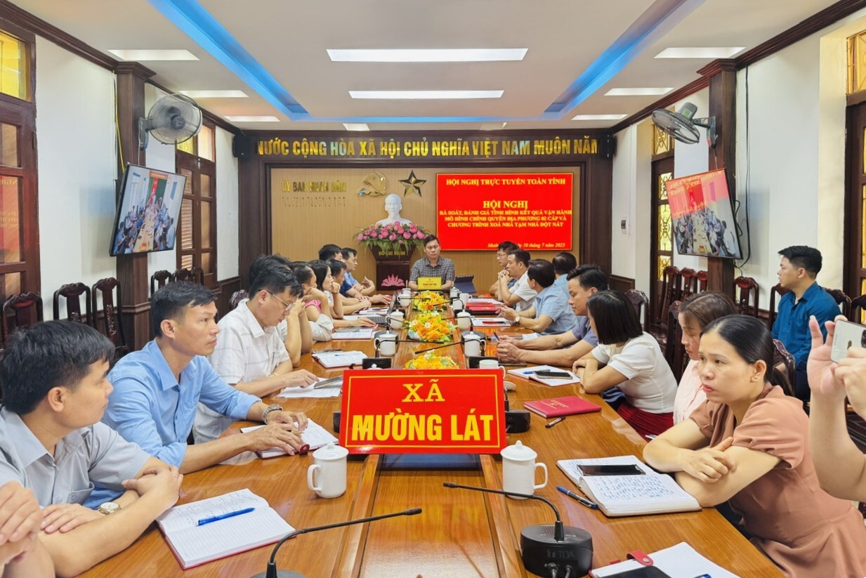 Thanh Hóa: Biệt phái 15 cán bộ lên 2 xã biên giới thuộc huyện Mường Lát cũ