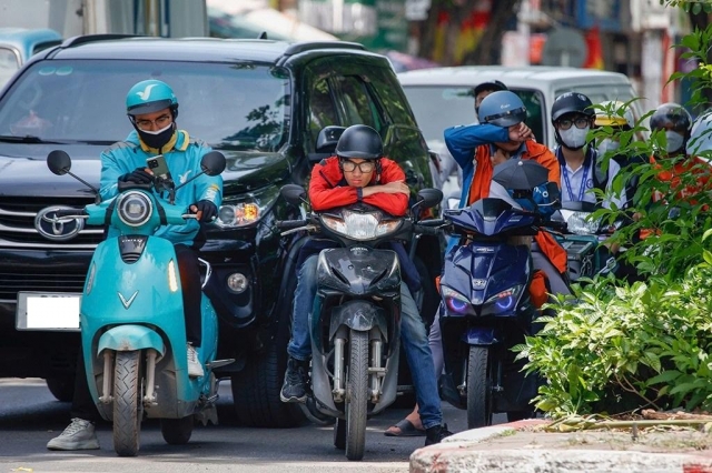 Dừng xe máy xăng: Hà Nội dự kiến hỗ trợ 3 triệu đồng/xe đối với cá nhân