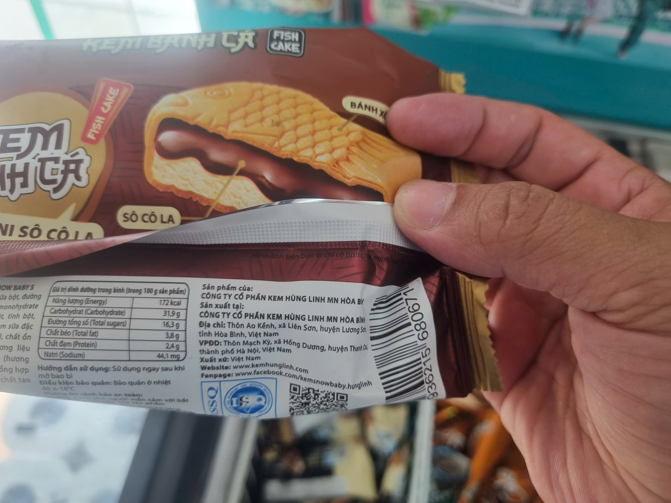  Kem bánh cá Vani Sô Cô La: Vỏ đẹp, nhãn sai, địa chỉ không rõ