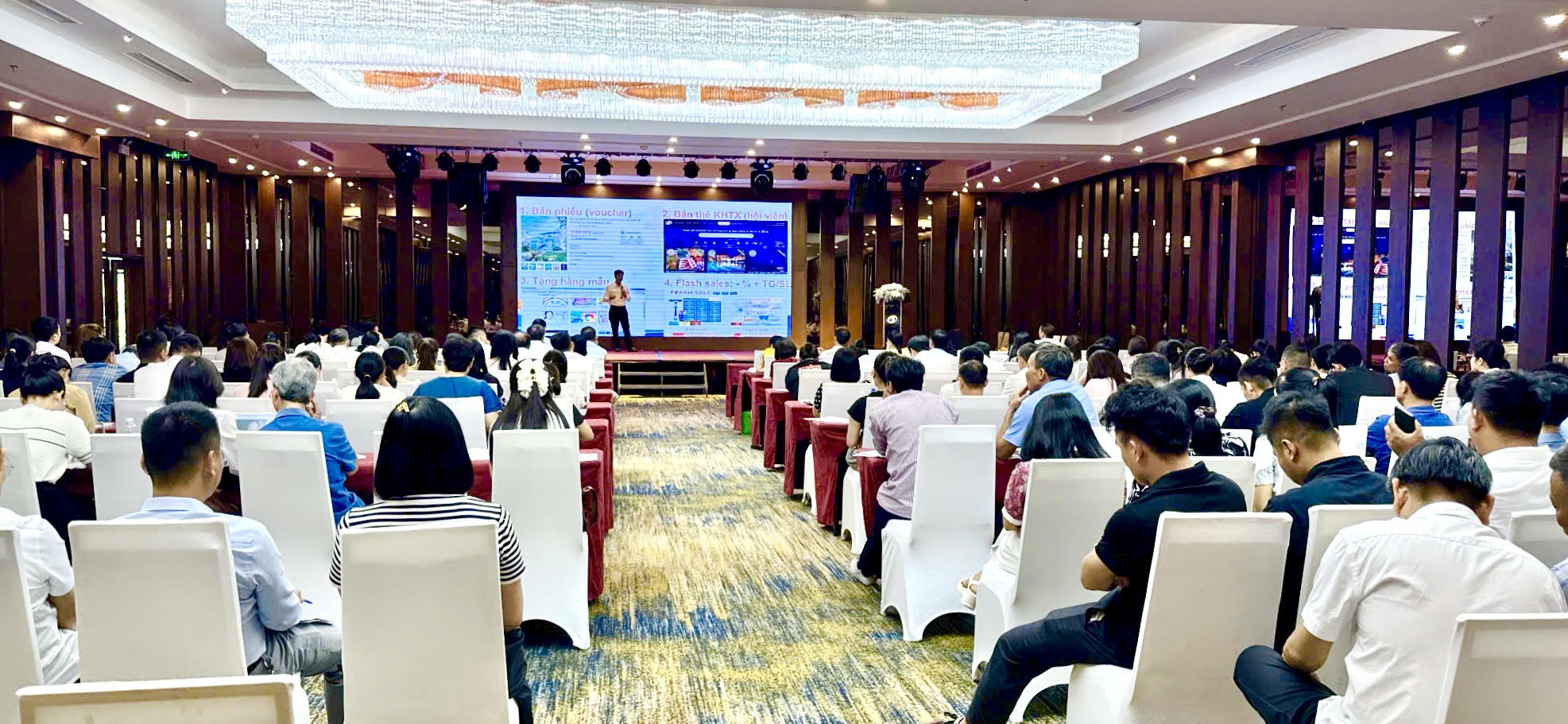 Khi chính sách thuế và AI định hình tương lai thương mại điện tử