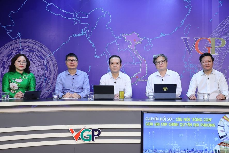 Chuyển đổi số ở địa phương: Hồ sơ trực tuyến tăng nhanh, vận hành thông suốt