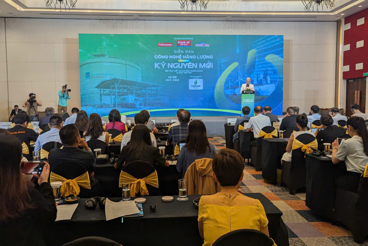 Chủ động giải quyết thách thức trong tiếp cận năng lượng tái tạo