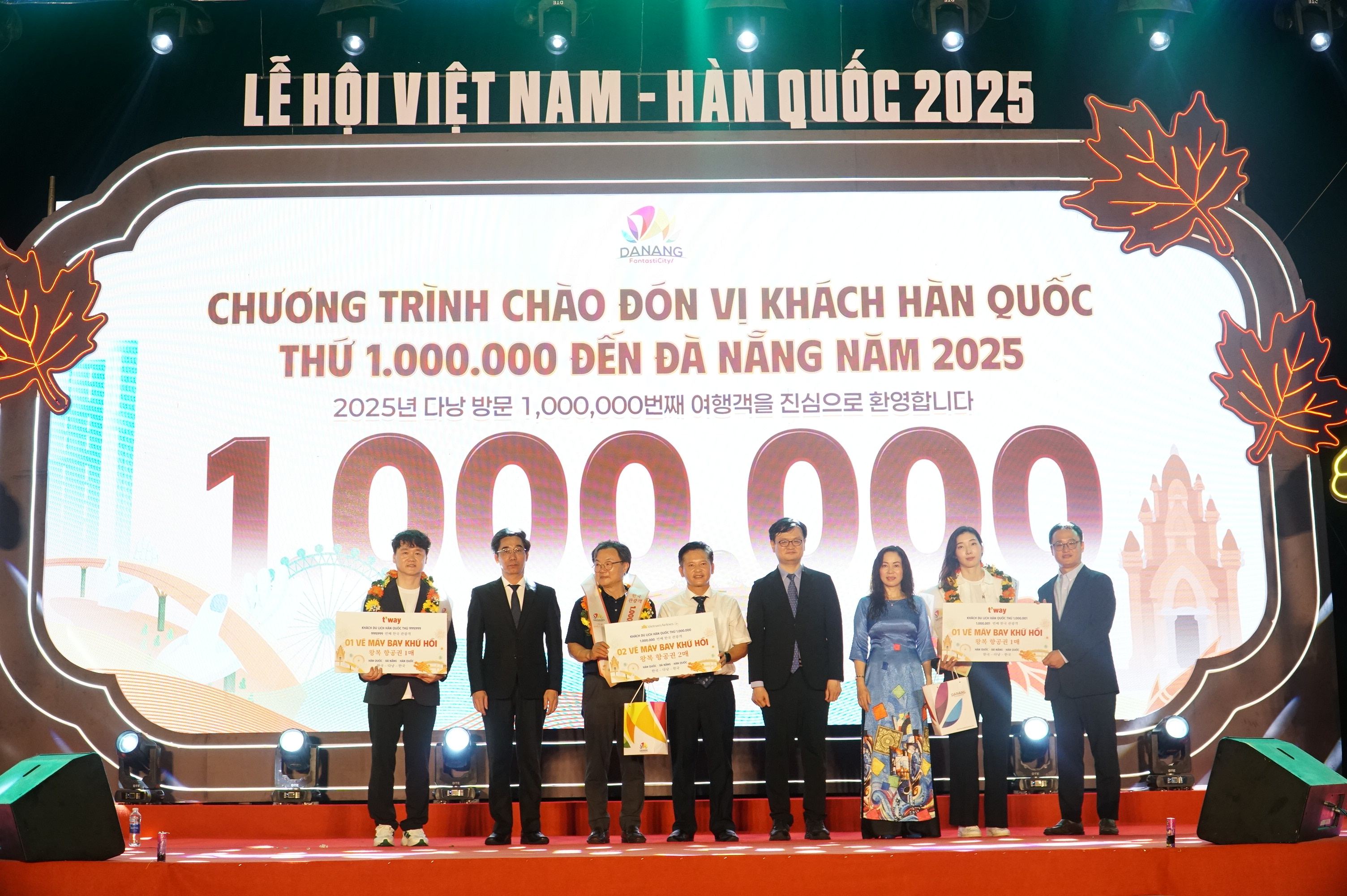 Đà Nẵng chào đón vị khách Hàn Quốc thứ 1 triệu trong năm 2025