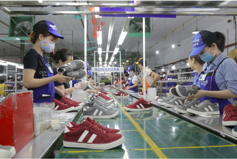 5 năm thực hiện Hiệp định EVFTA: Dệt may, da giày chưa vượt được ‘bước cản’