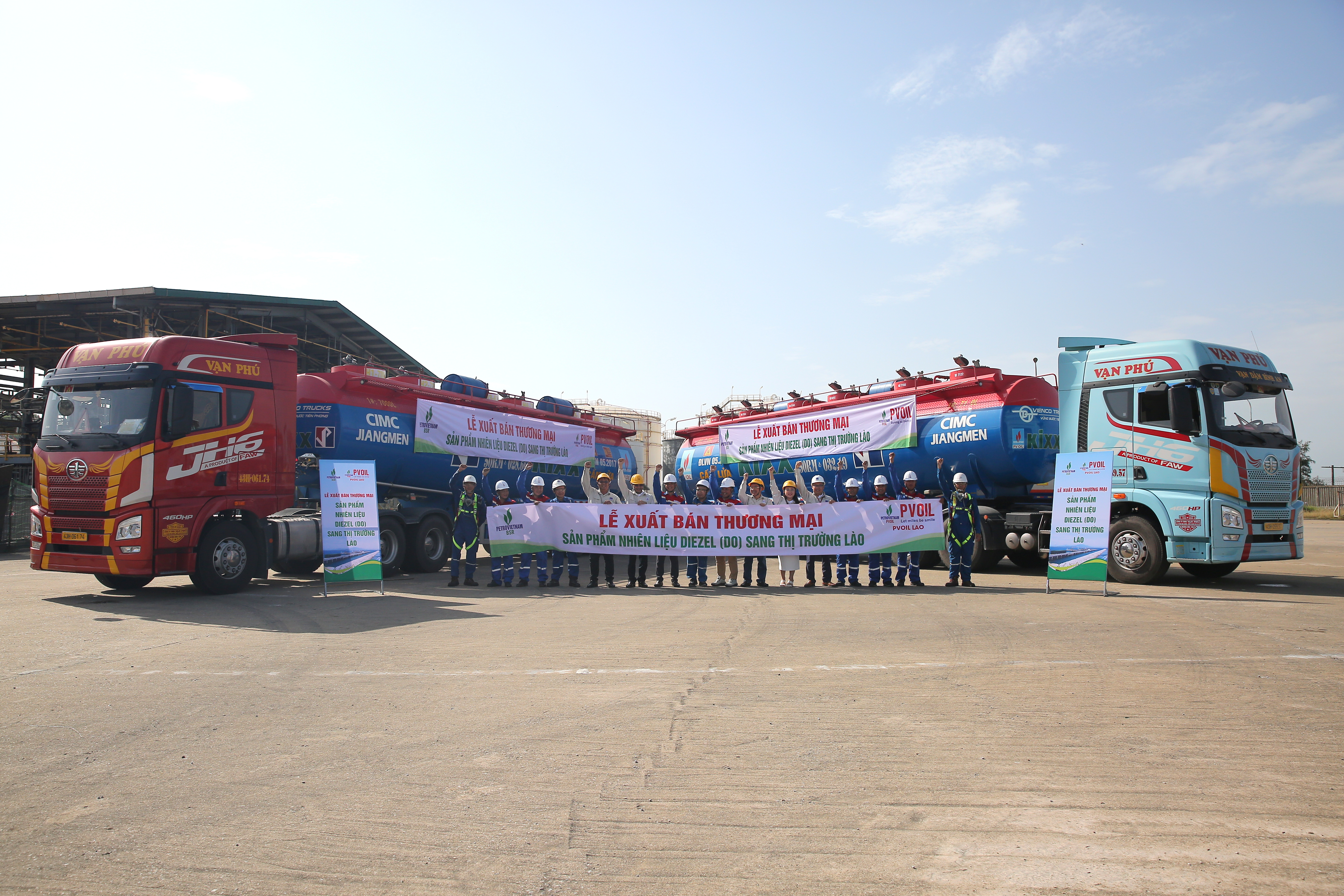 BSR xuất bán sản phẩm dầu DO sang thị trường Lào