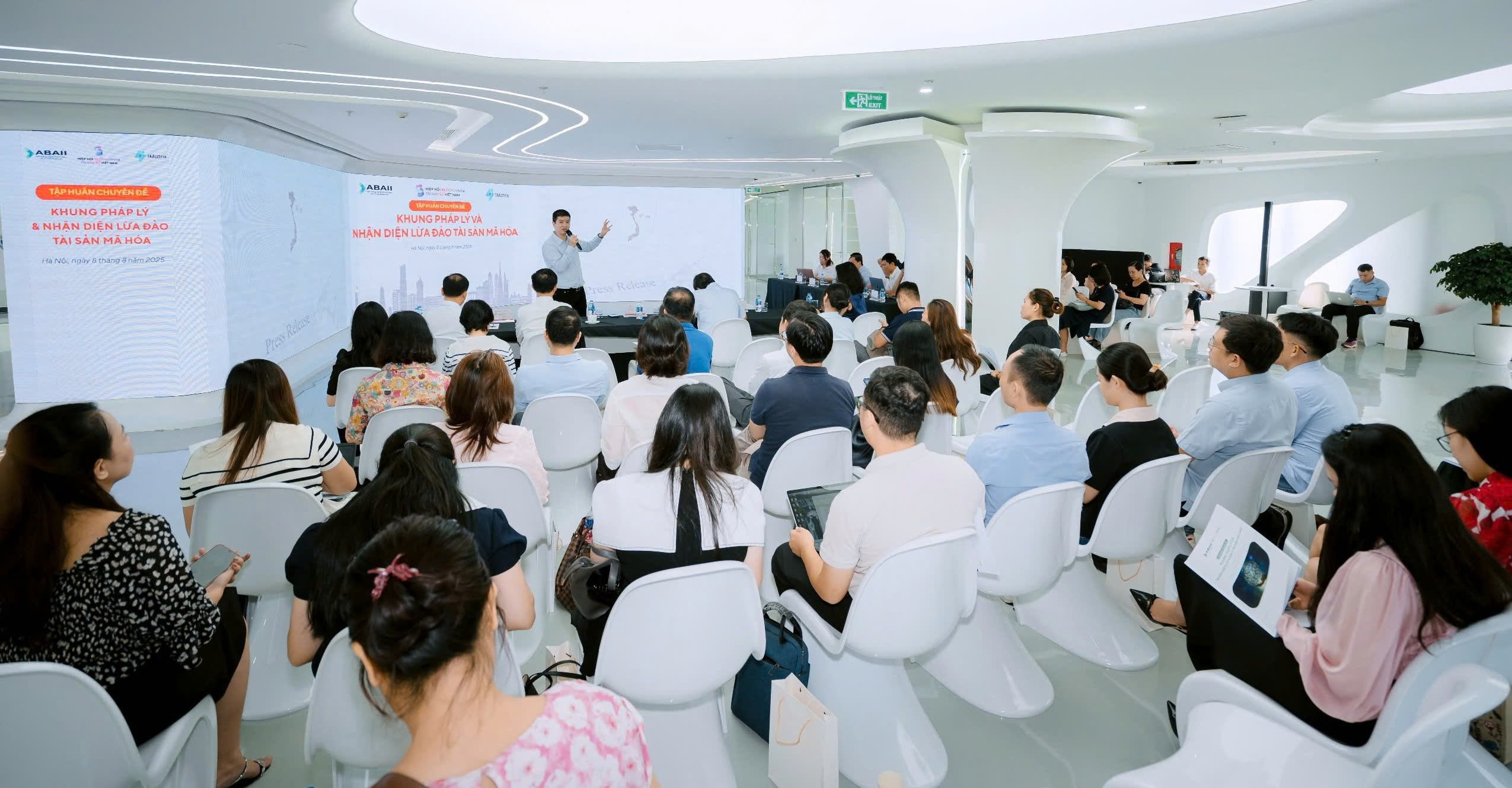 Báo chí góp phần xây dựng khung pháp lý trên thị trường tài sản số