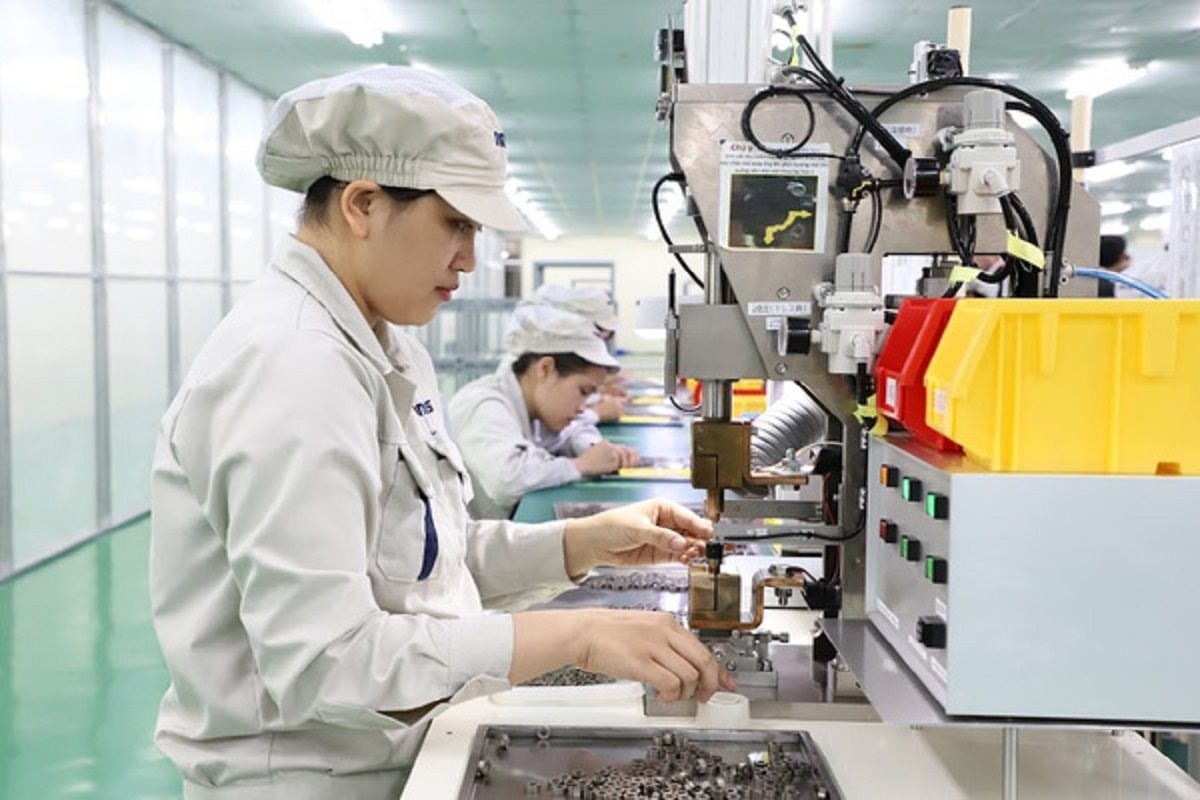 Infographic | Đầu tư của Việt Nam ra nước ngoài đạt 528,5 triệu USD