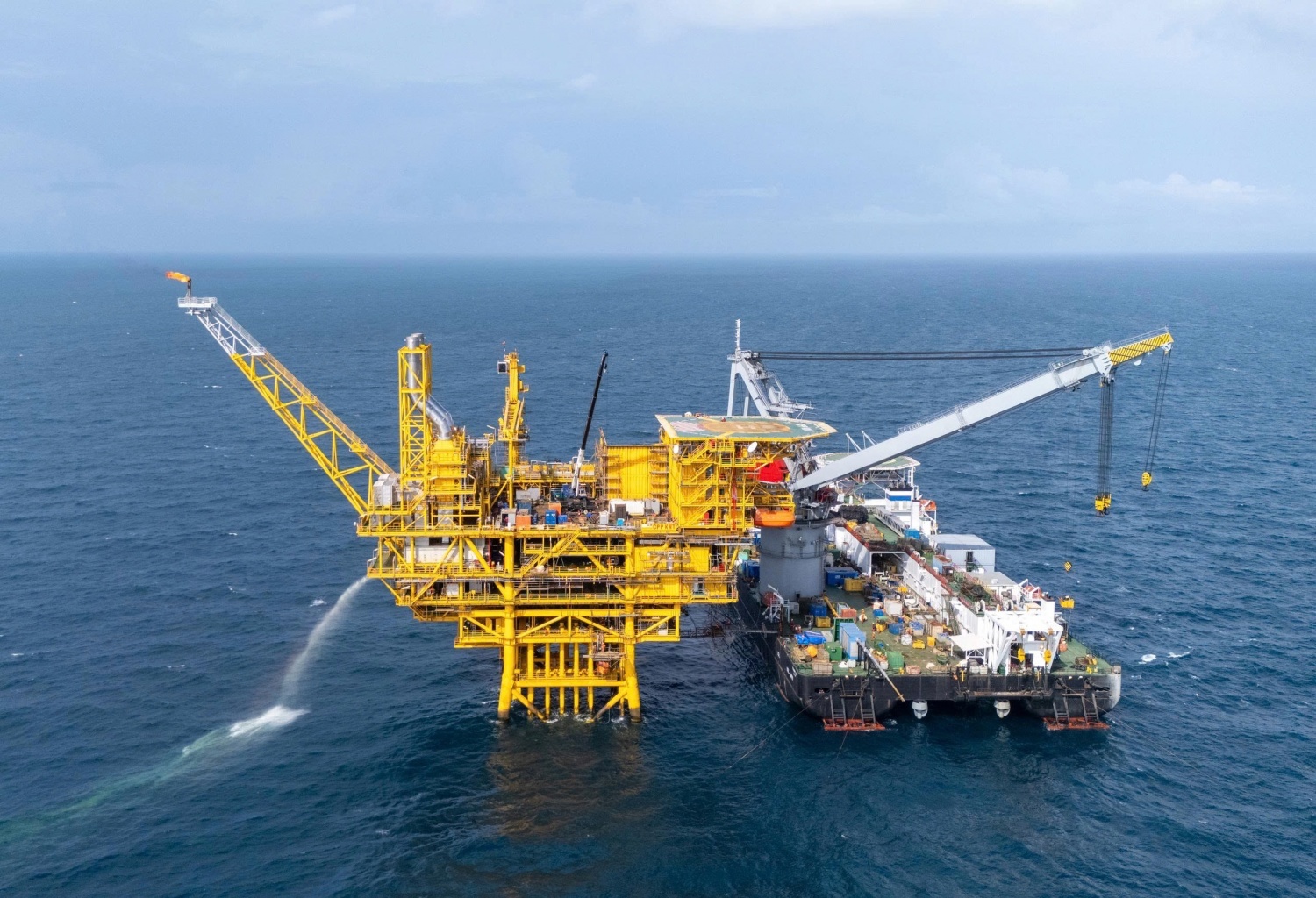 Petrovietnam bám sát chiến lược, hợp tác quốc tế, tăng sức cạnh tranh