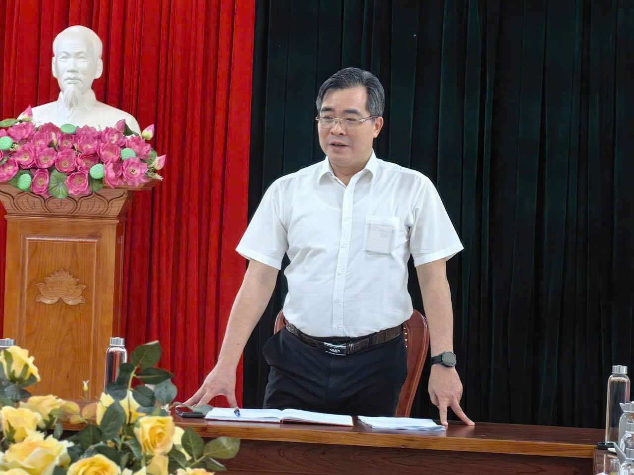 Ông Nông Việt Yên - Giám đốc Sở Văn hóa, Thể thao và Du lịch tỉnh Lào Cai .