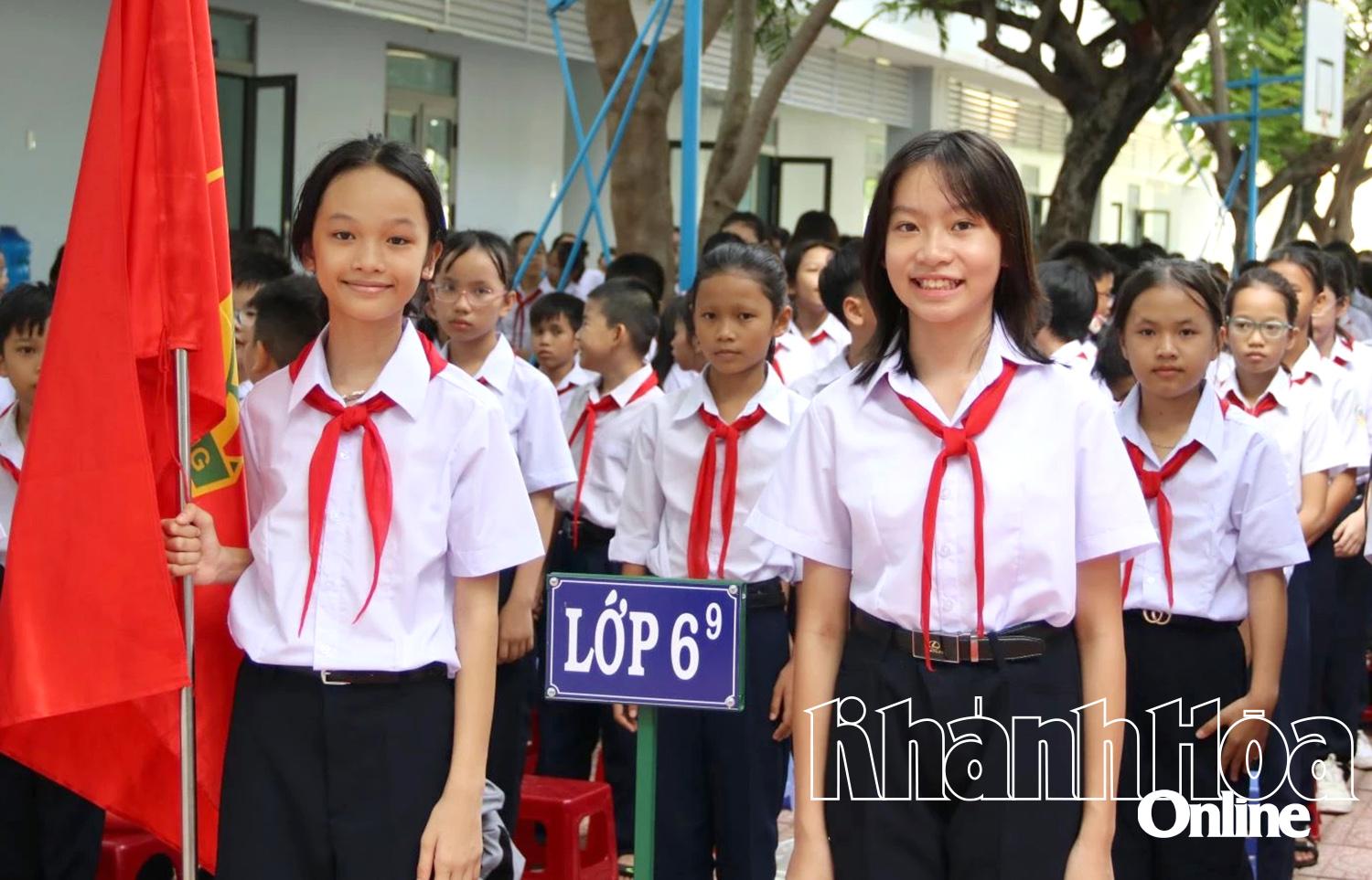 Đồng phục học sinh thống nhất, nhiều lợi ích thiết thực