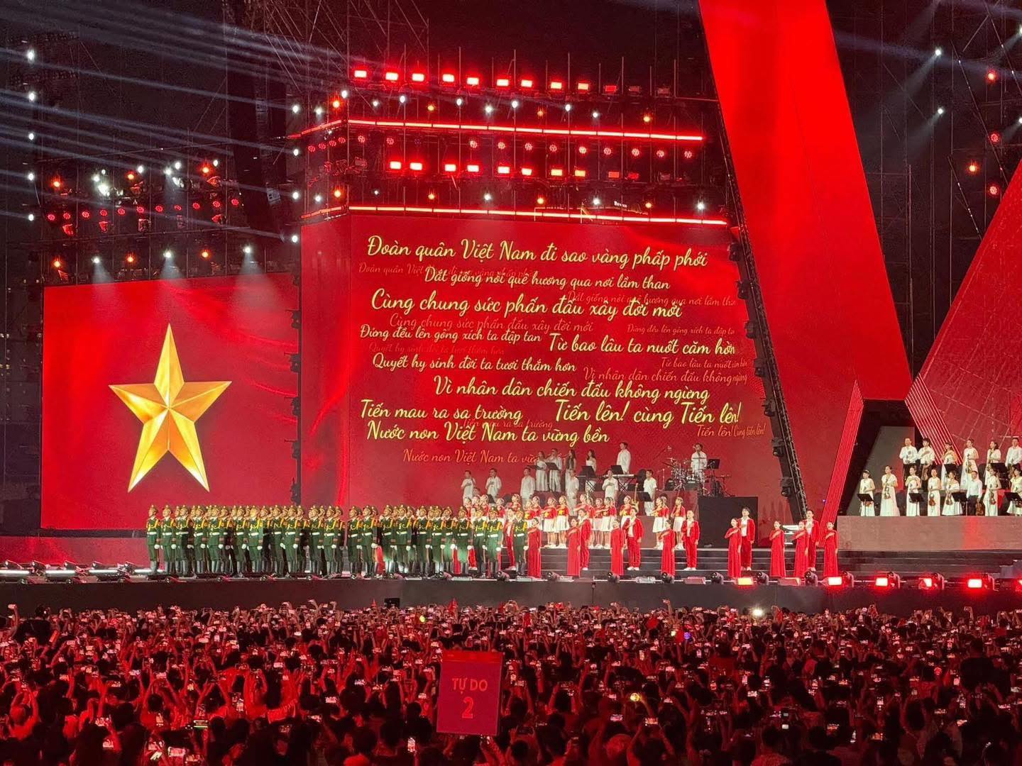 'Concert quốc gia' viết câu chuyện mới cho công nghiệp văn hóa