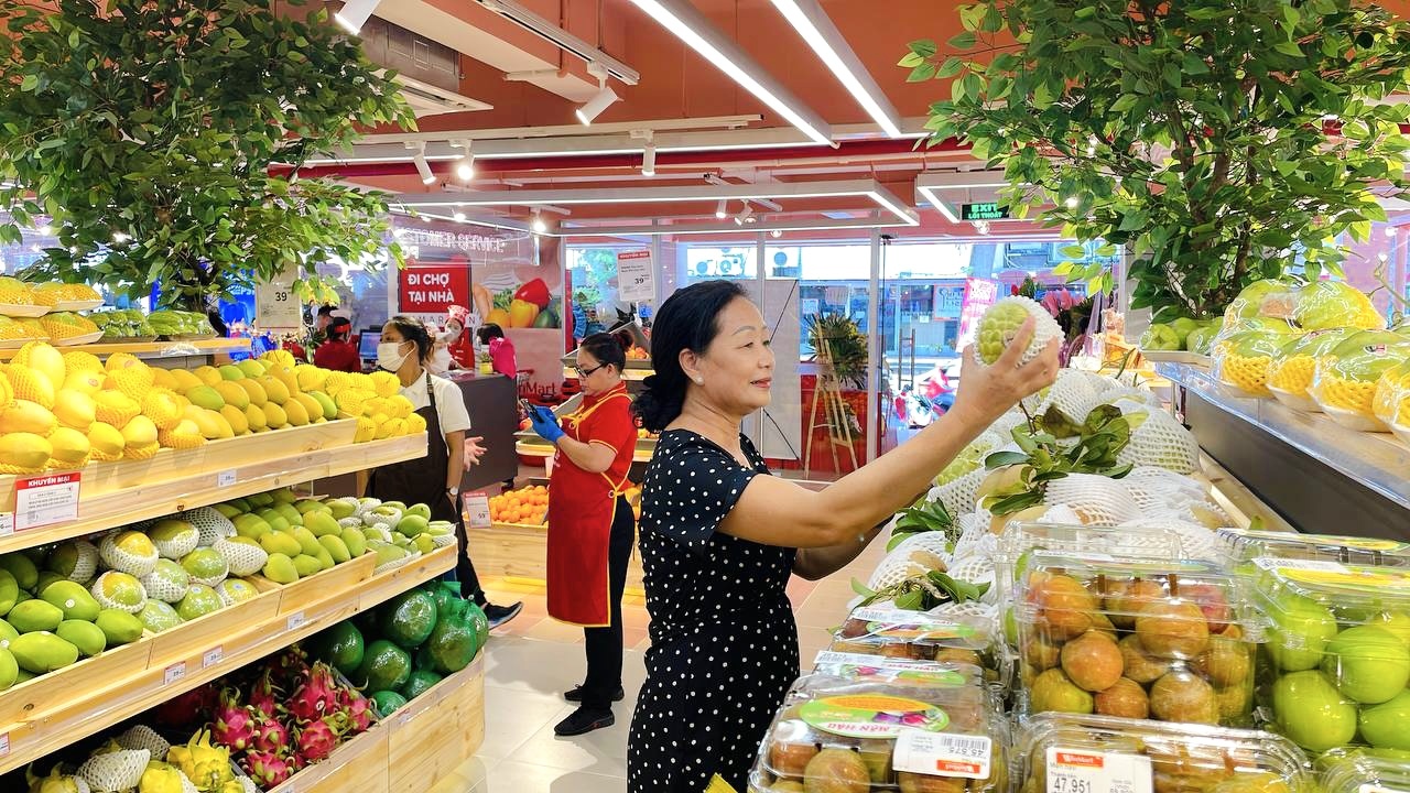 Kích cầu nội địa: ‘Đòn bẩy’ để Việt Nam đạt mục tiêu tăng trưởng