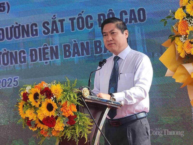 Ông Phan Thái Bình, Phó Chủ tịch UBND TP. Đà Nẵng phát biểu tại Lễ khởi công - Ảnh: Nguyễn Dương