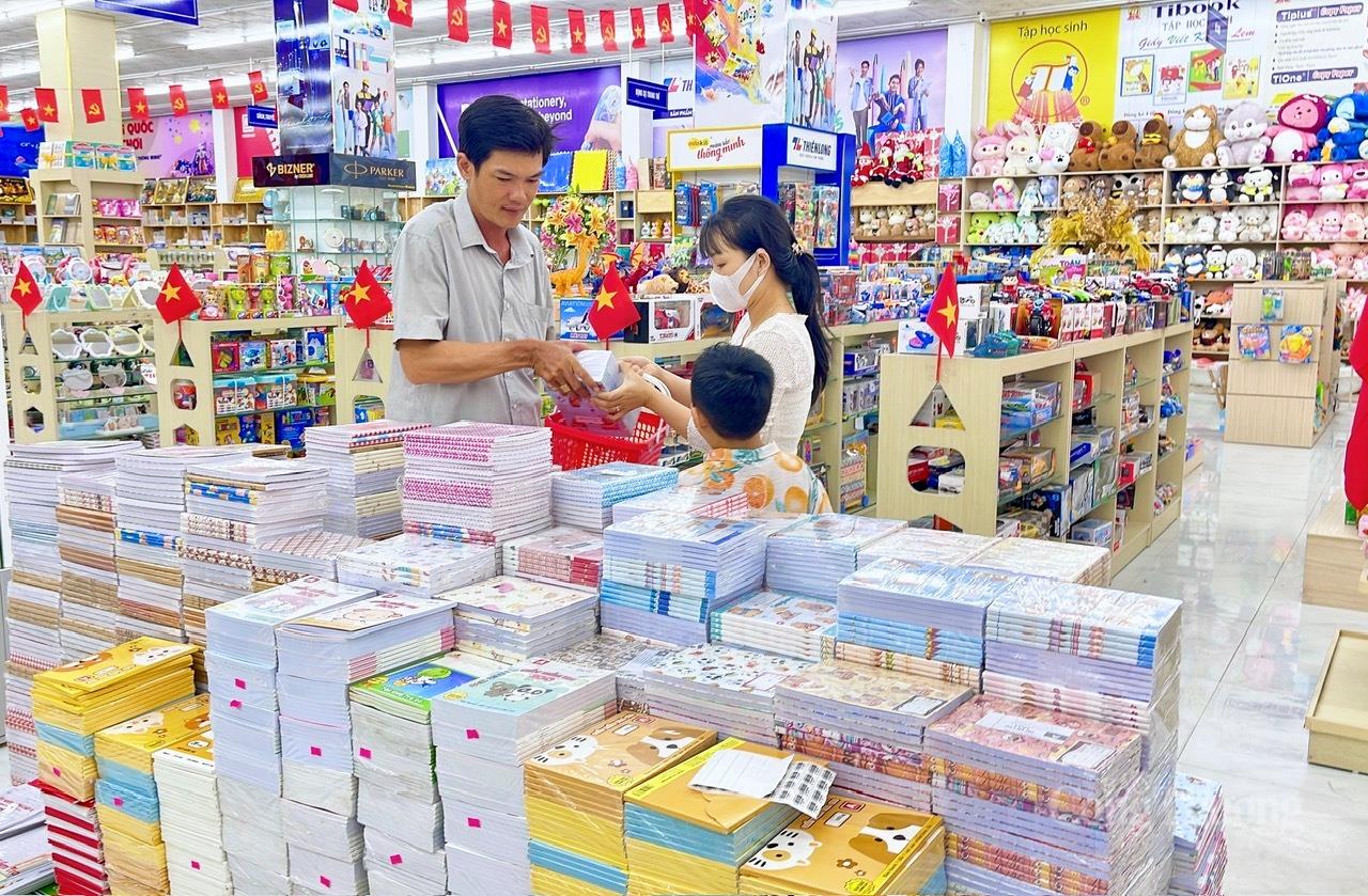 Thị trường đồ dùng học tập 'nóng' mùa tựu trường
