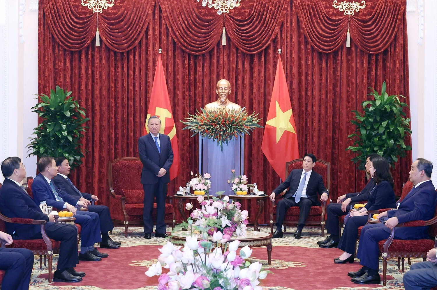 Tổng Bí thư Tô Lâm và Chủ tịch nước Lương Cường tại Trụ sở làm việc Cơ quan Chủ tịch nước. Ảnh: Thống Nhất/ TTXVN