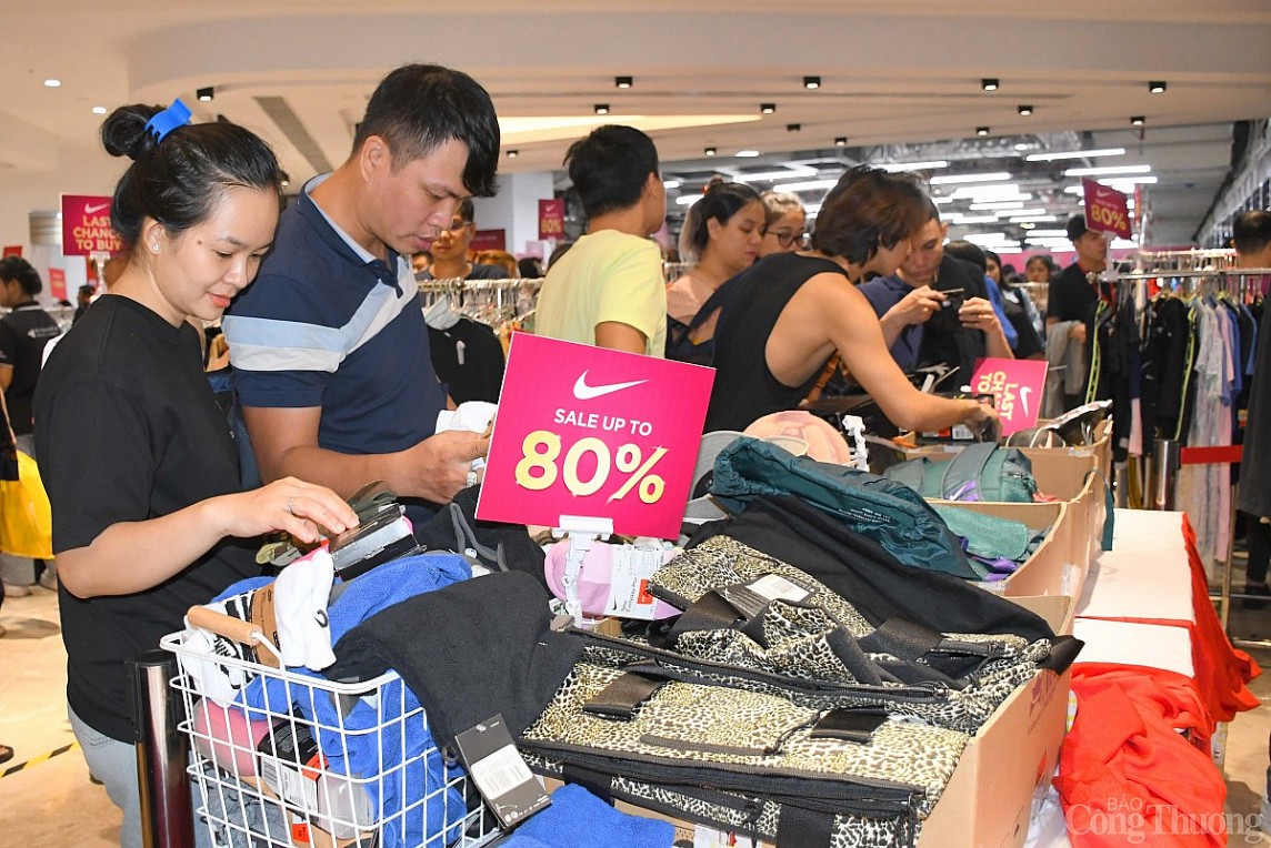 CITY SALE: Hơn 500 thương hiệu nổi tiếng, giảm giá hàng hiệu đến 80%