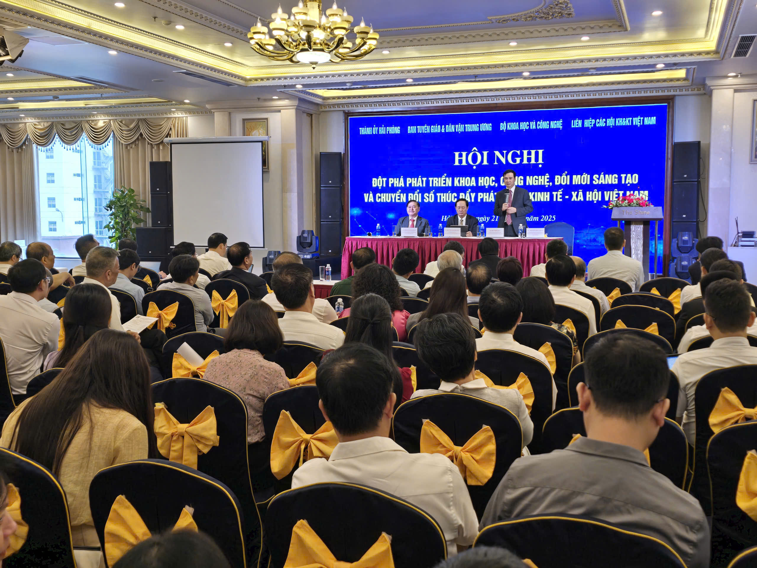 Đổi mới sáng tạo từ Nghị quyết 57: Quyết tâm lớn để hoá giải thách thức