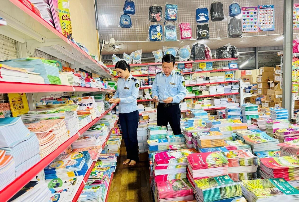 Thanh Hóa: Quyết không để sách lậu, thiết bị giả lọt vào trường học