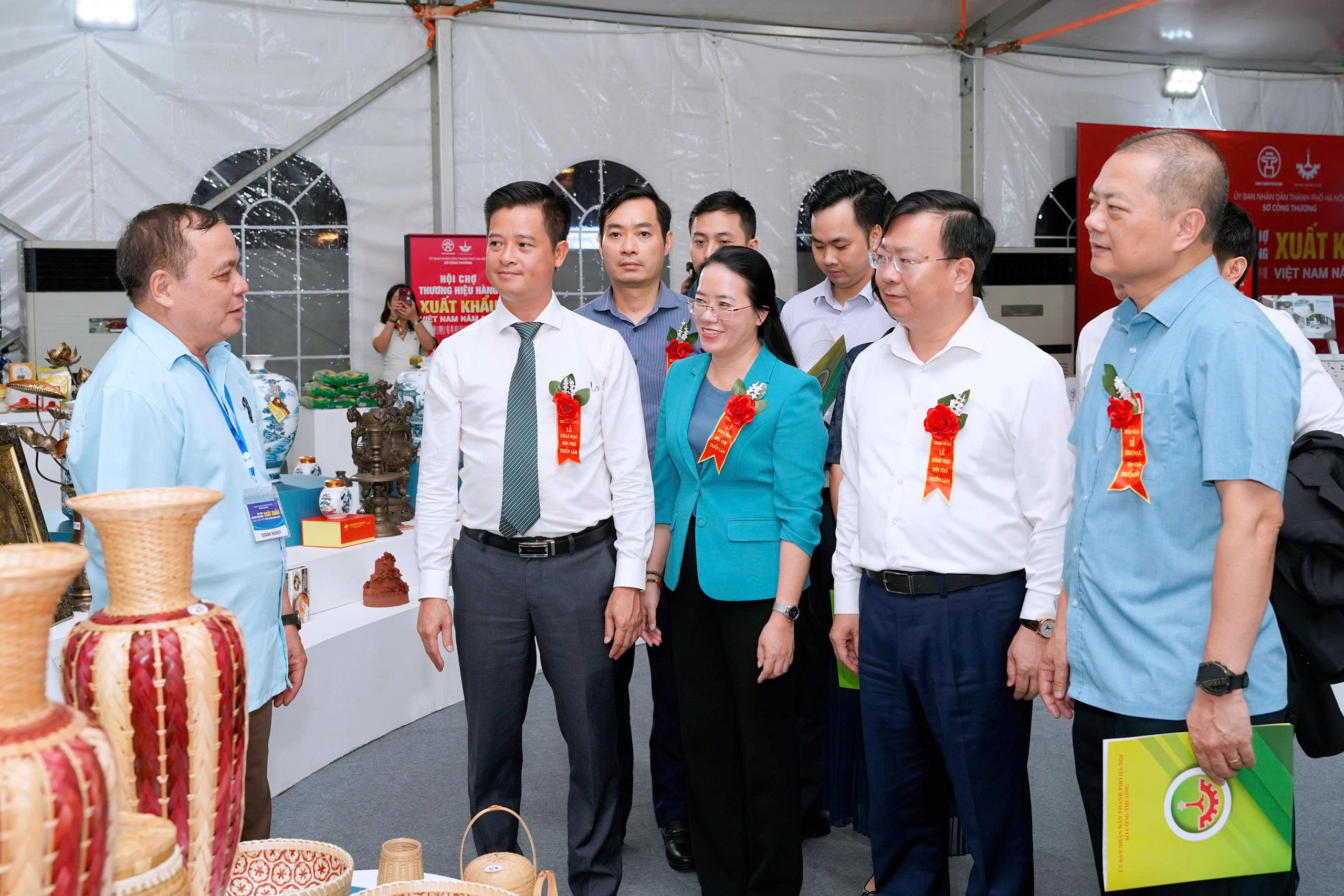 Trợ lực doanh nghiệp, Hà Nội tạo bệ phóng cho hàng Việt vươn xa