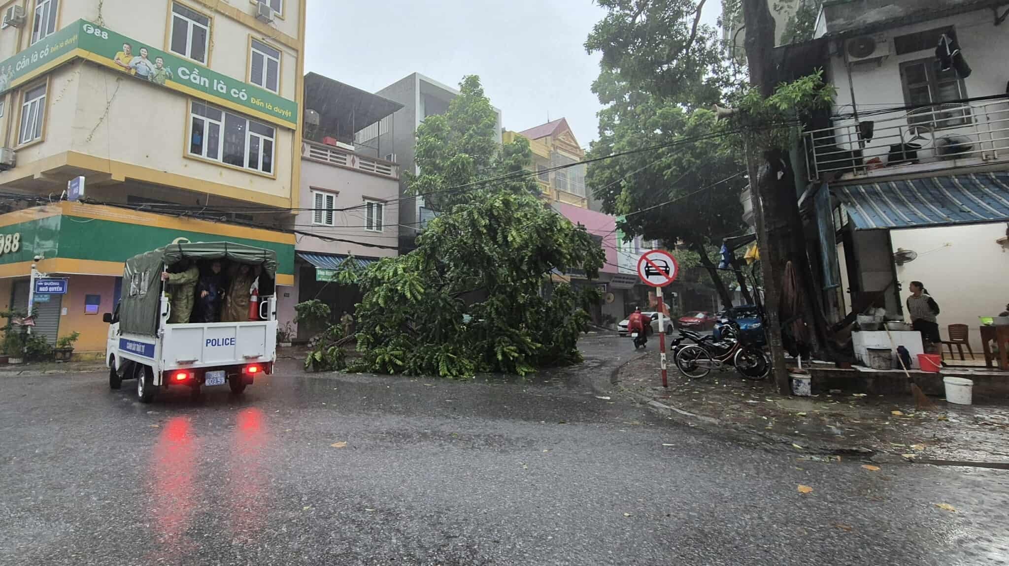 Thanh Hóa: Ban hành công điện tập trung ứng phó với bão số 5