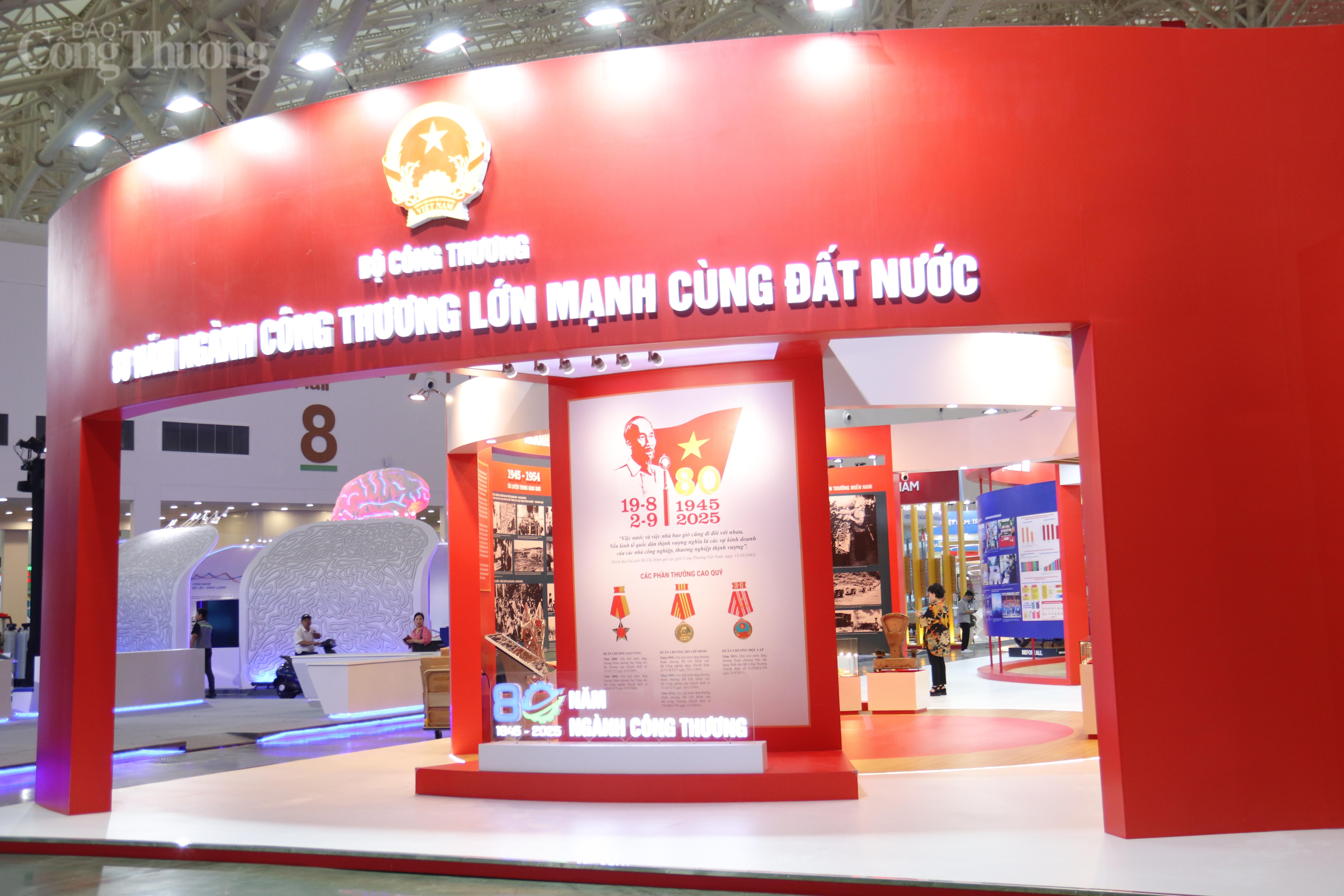 Cận cảnh Triển lãm 80 năm thành tựu đất nước trước giờ khai mạc