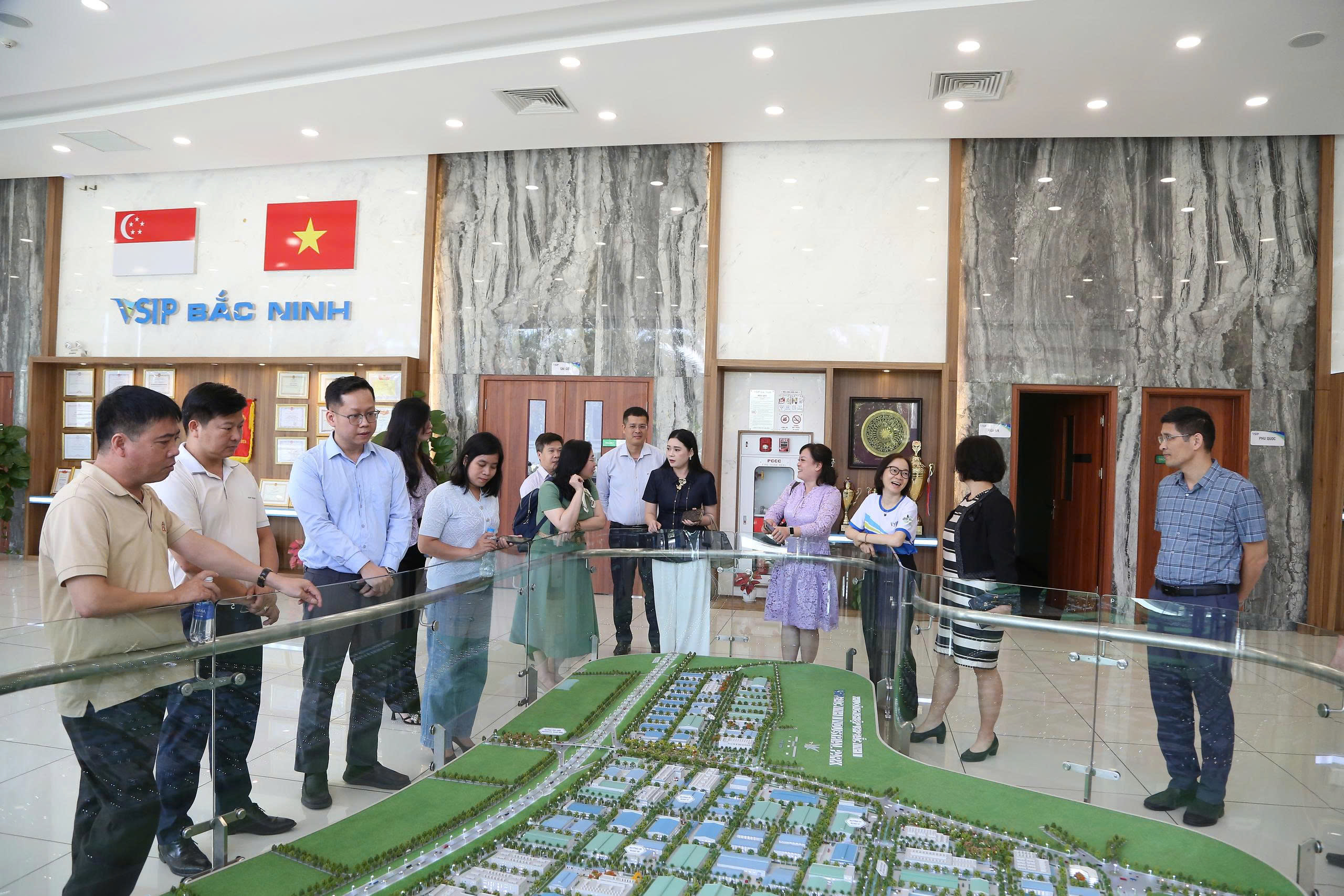 Phong trào thi đua tạo sức bật cho tăng trưởng của Bắc Ninh