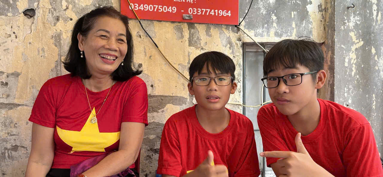 Từ Điện Biên, 3 mẹ con đi bộ 500 km về Ba Đình, nở hoa nghĩa tình Hà Nội