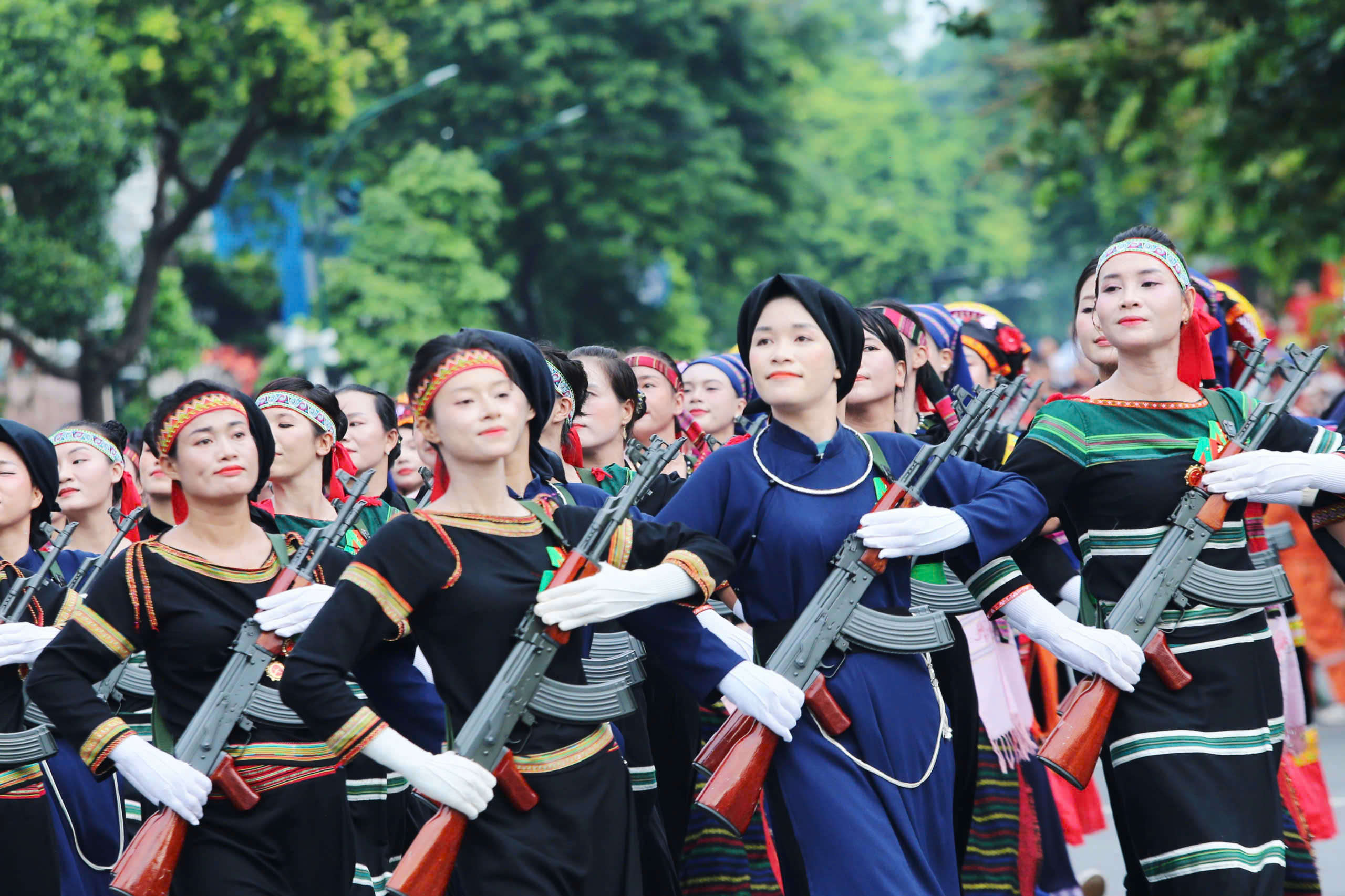 Tổng duyệt A80: Những bước chân kiêu hãnh, tự hào trên đường phố Hà Nội