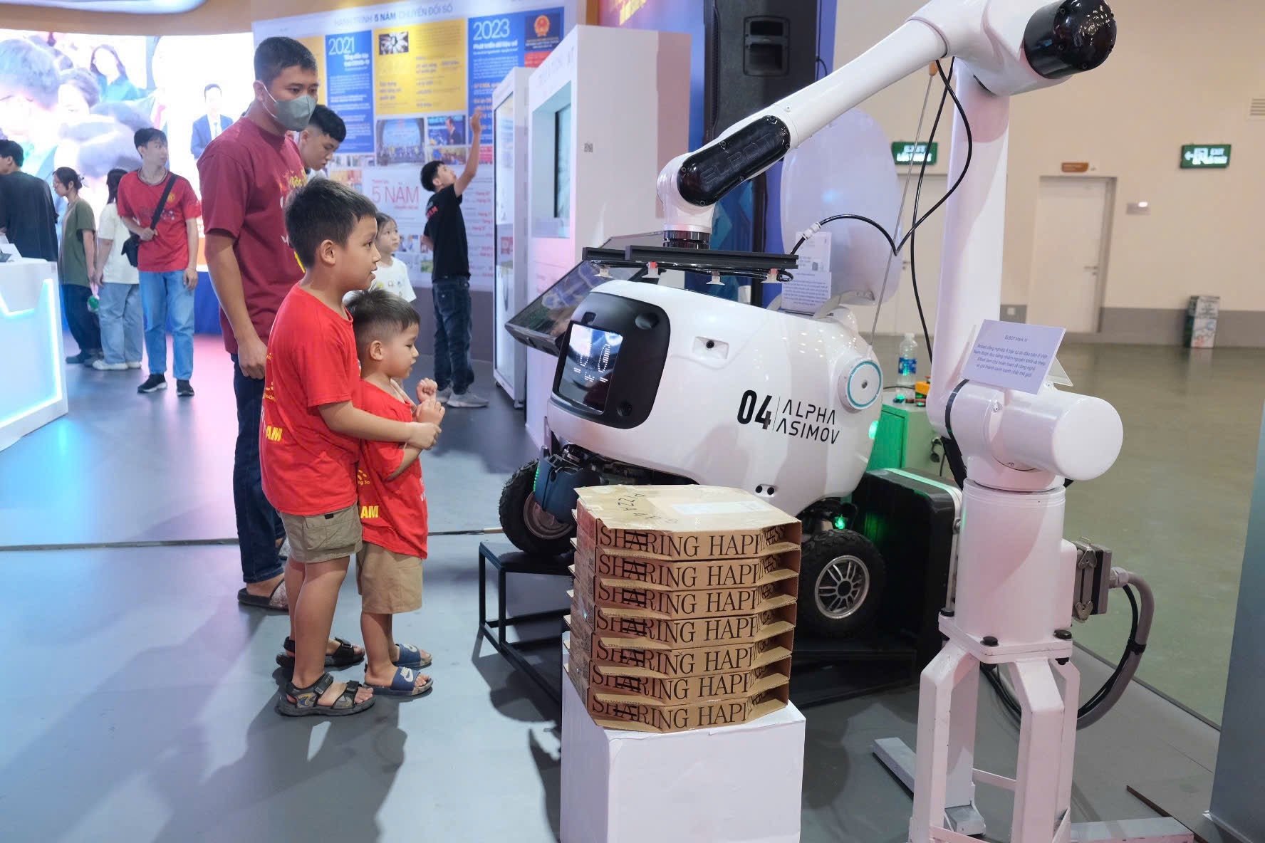 Dấu ấn tự lực qua những hiện vật khoa học - công nghệ Việt Nam
