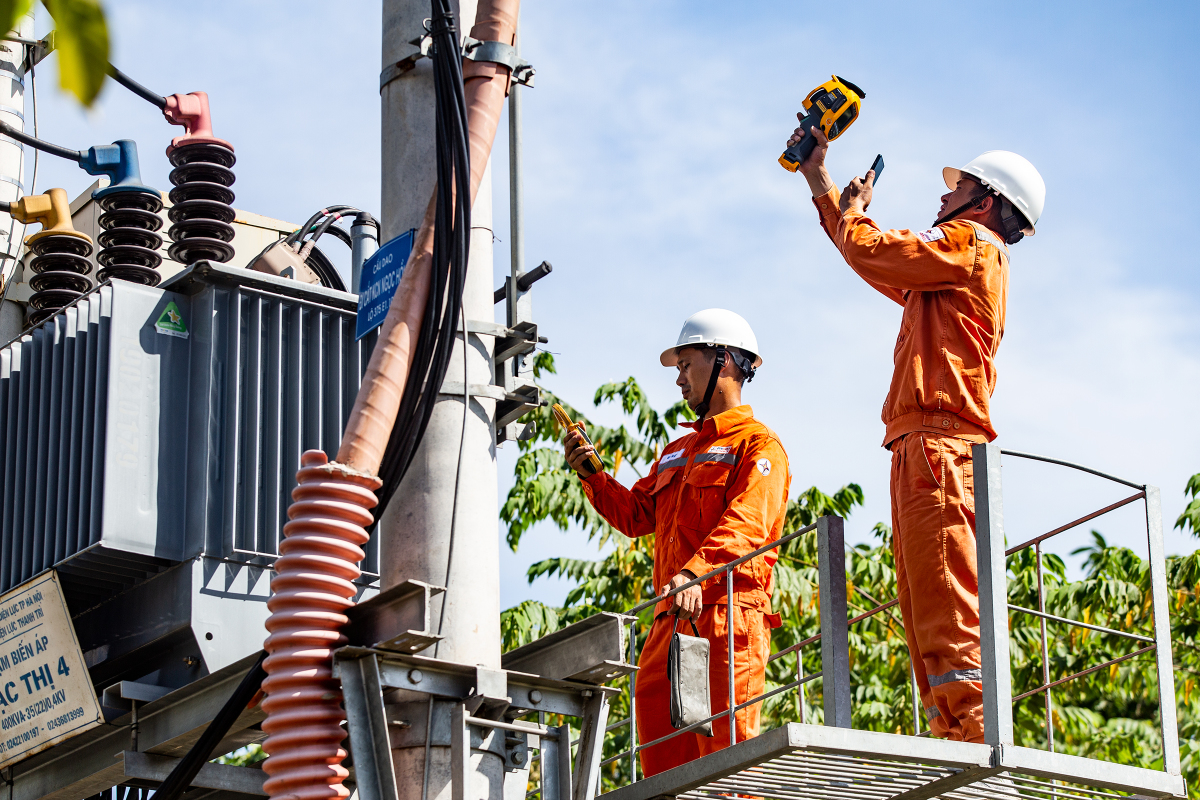 Giải pháp nào giảm hóa đơn tiền điện mùa nắng nóng?