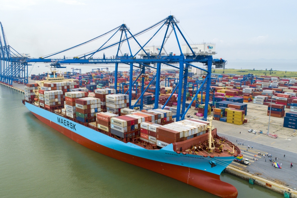 8 tháng, xuất nhập khẩu đạt gần 600 tỷ USD