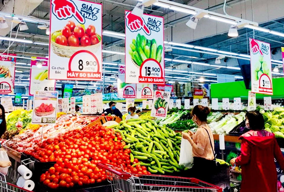 Infographic | Bán lẻ hàng hóa và tiêu dùng đạt 4.579 nghìn tỷ đồng