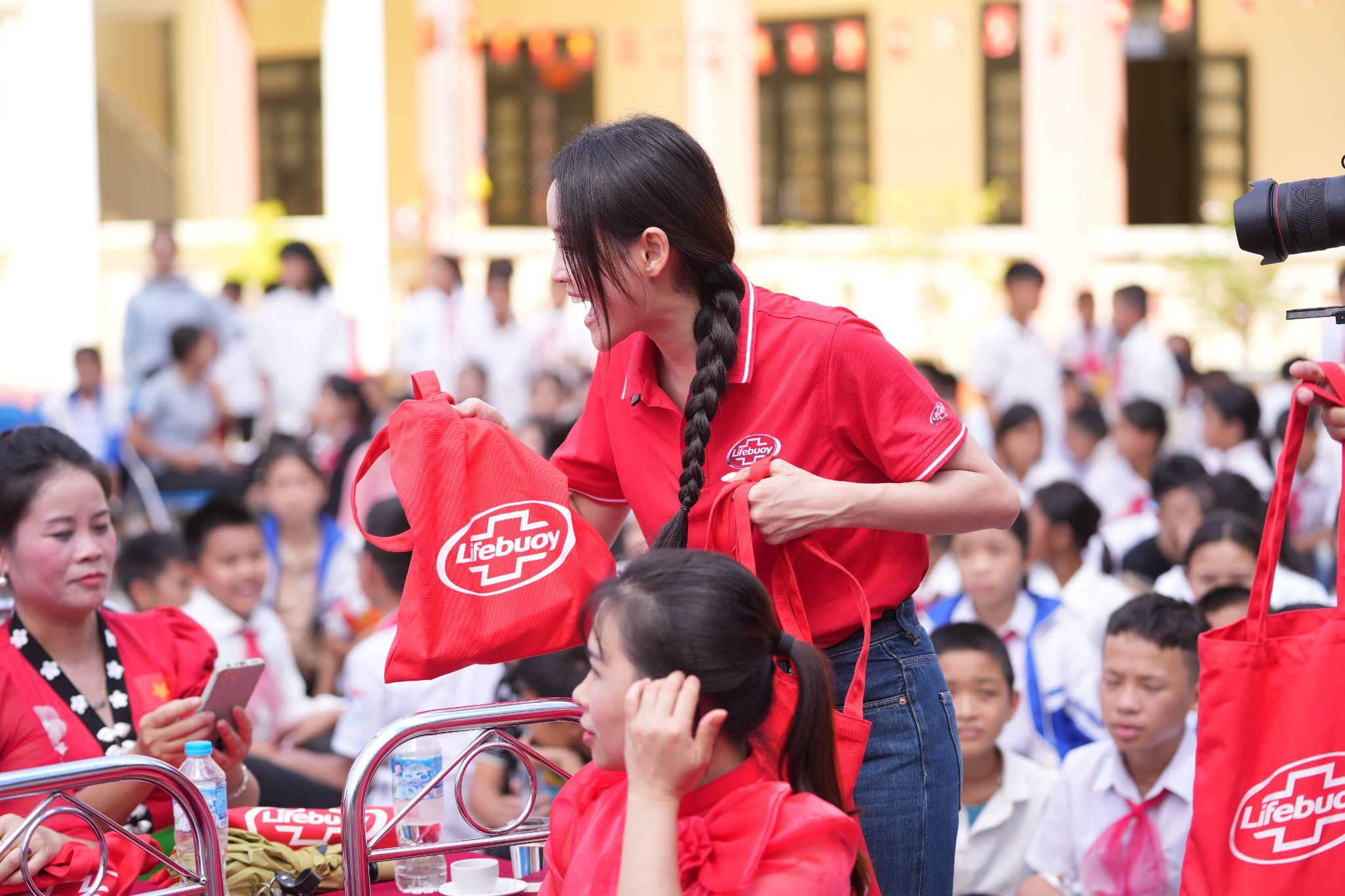 Lifebuoy: Từ 'ước mơ khoẻ mạnh' đến 30 năm vì sức khỏe người Việt