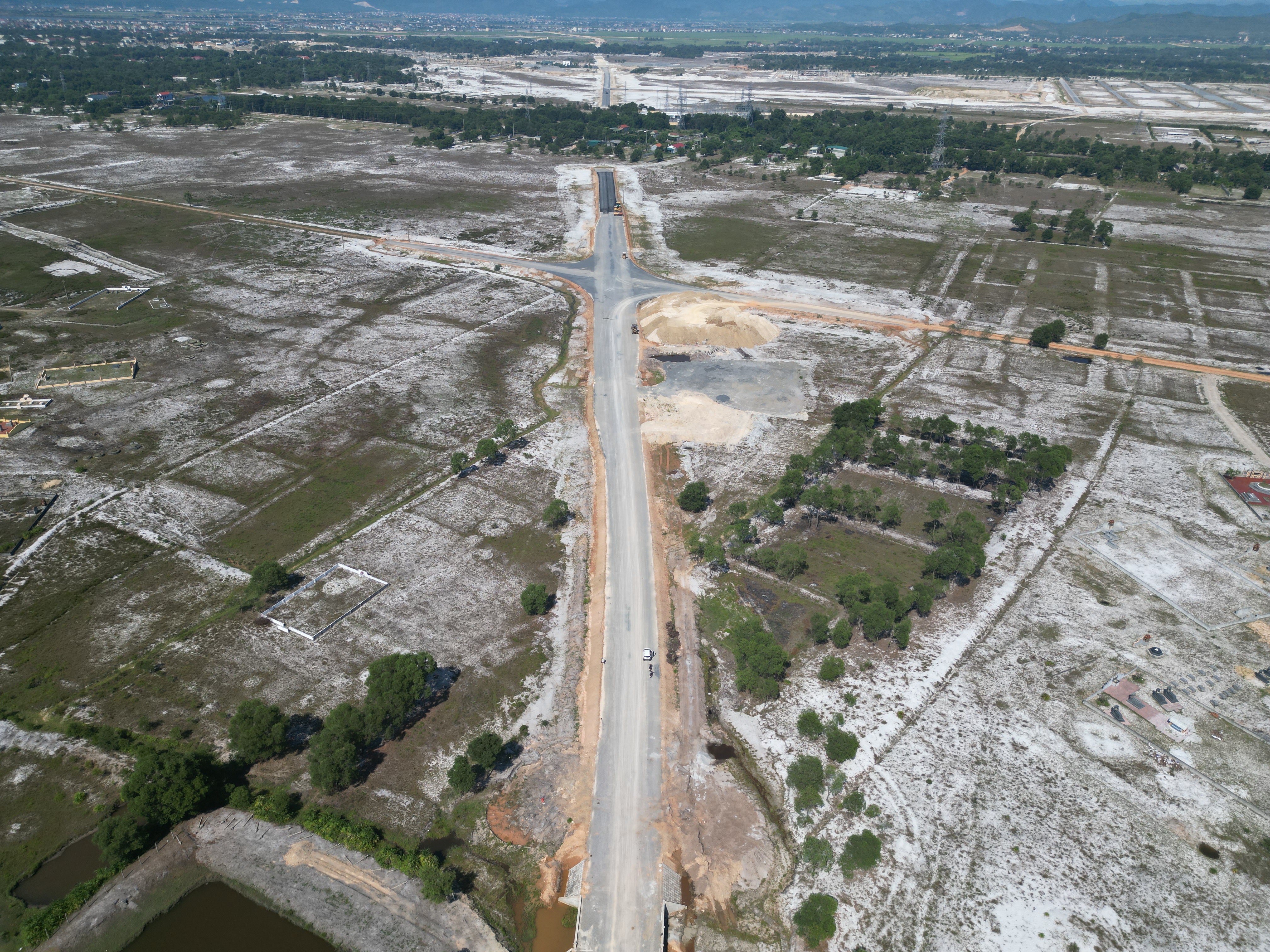 Quảng Trị: Các dự án hạ tầng giao thông trọng điểm “nghẽn” ở mặt bằng