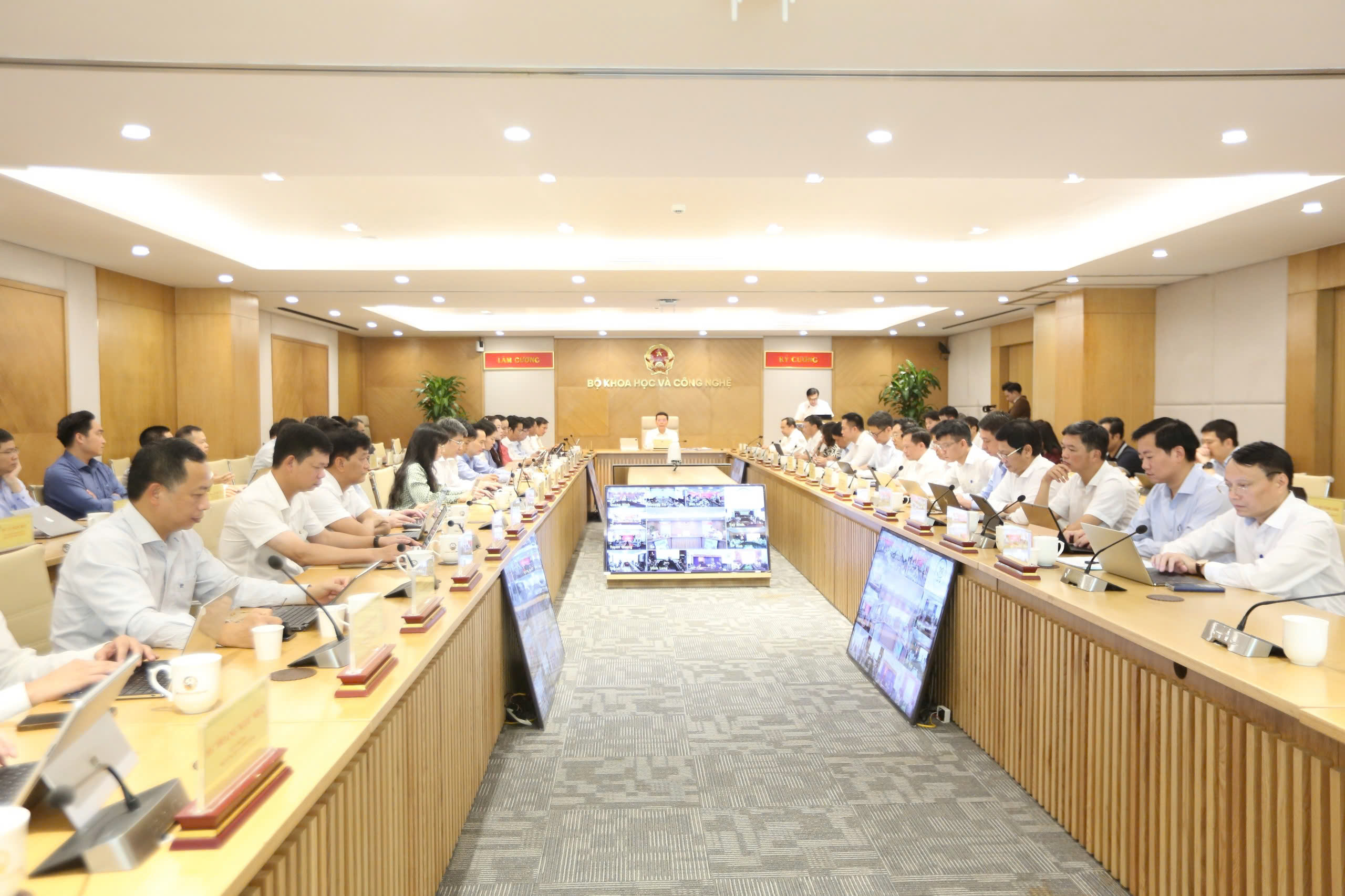 Cấp giấy chứng nhận cho 945 doanh nghiệp khoa học, công nghệ