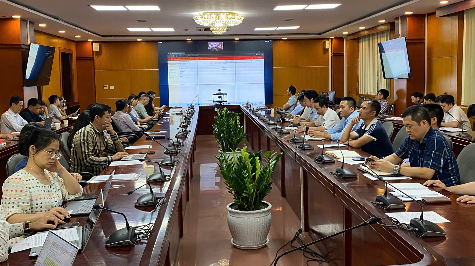 Quang cảnh hội nghị.