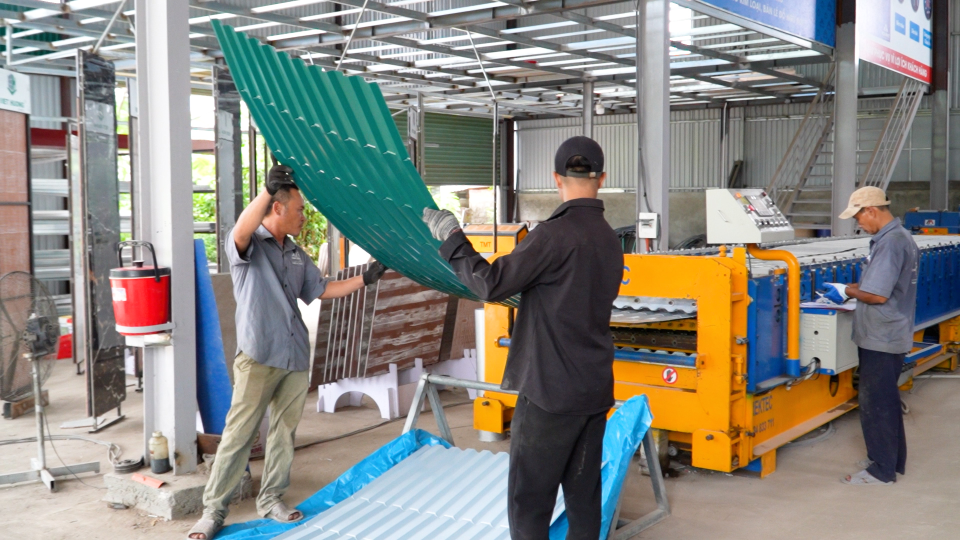 Vùng cao A Lưới đẩy mạnh phát triển công nghiệp, giảm nghèo bền vững