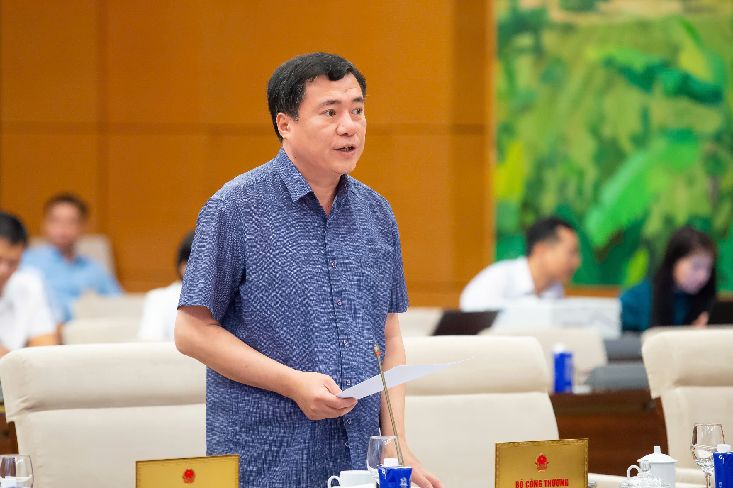 Bổ sung trách nhiệm của chủ thể tham gia hoạt động bán hàng livestream