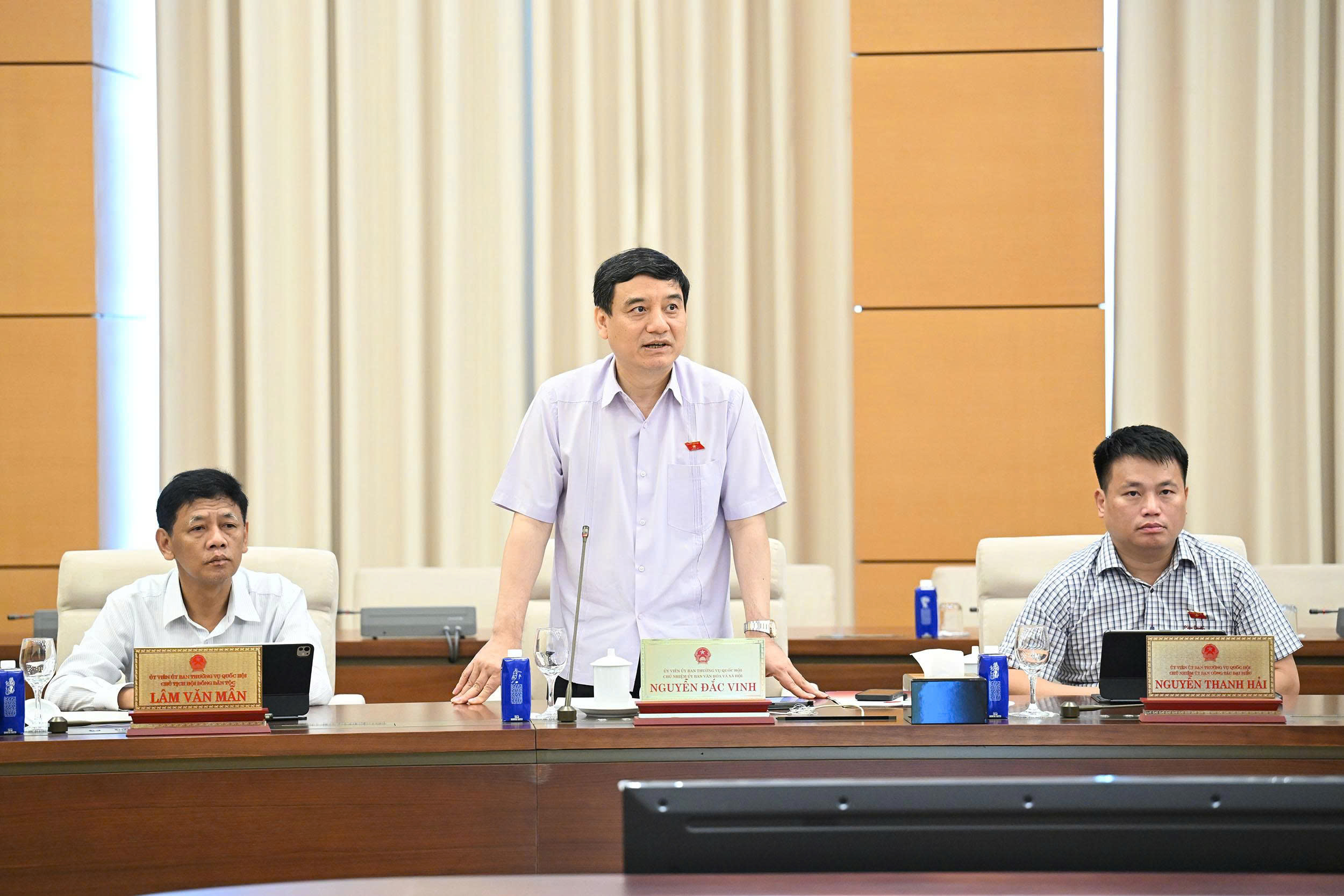 Kiên trì xây dựng văn hóa học đường rộng hơn, toàn diện hơn