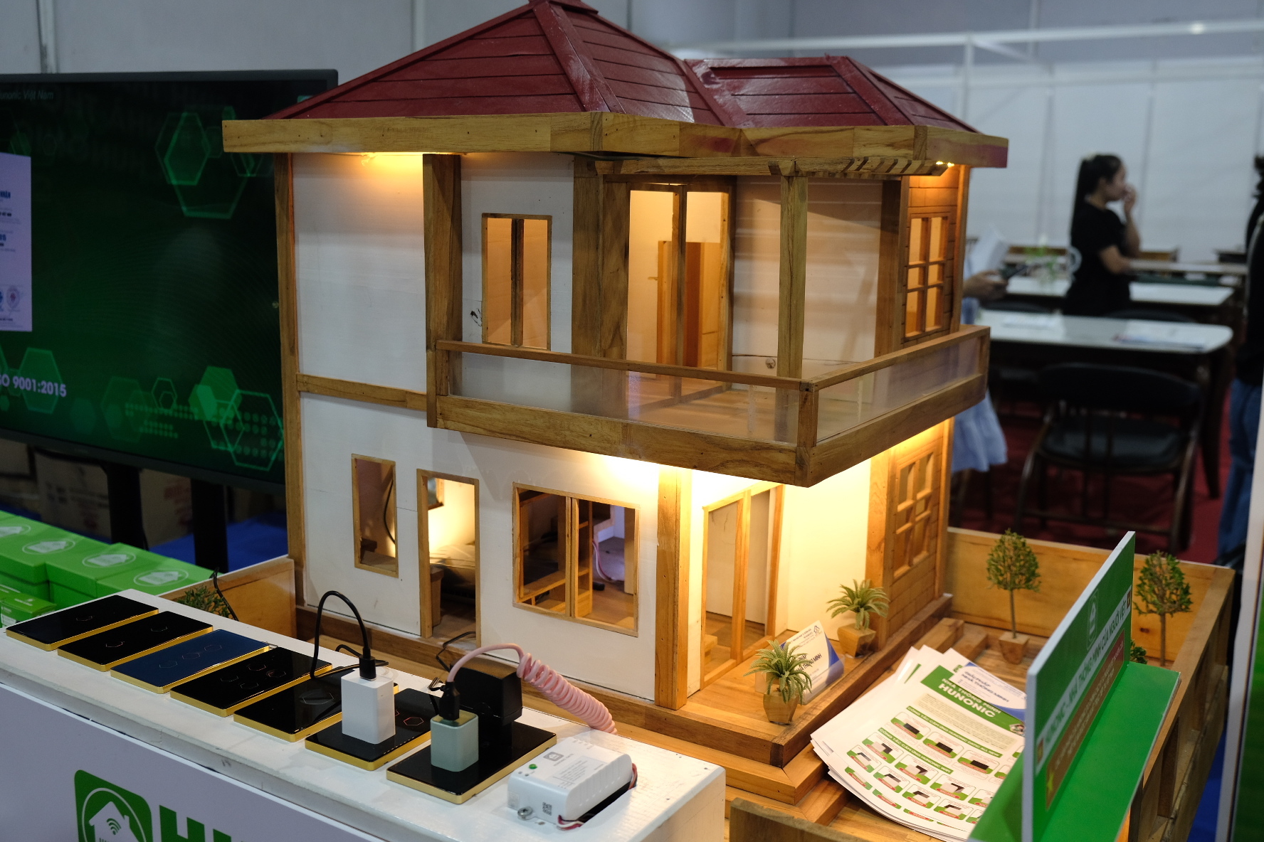 Tiết kiệm năng lượng: Xu hướng chủ đạo tại Vietbuild 2025