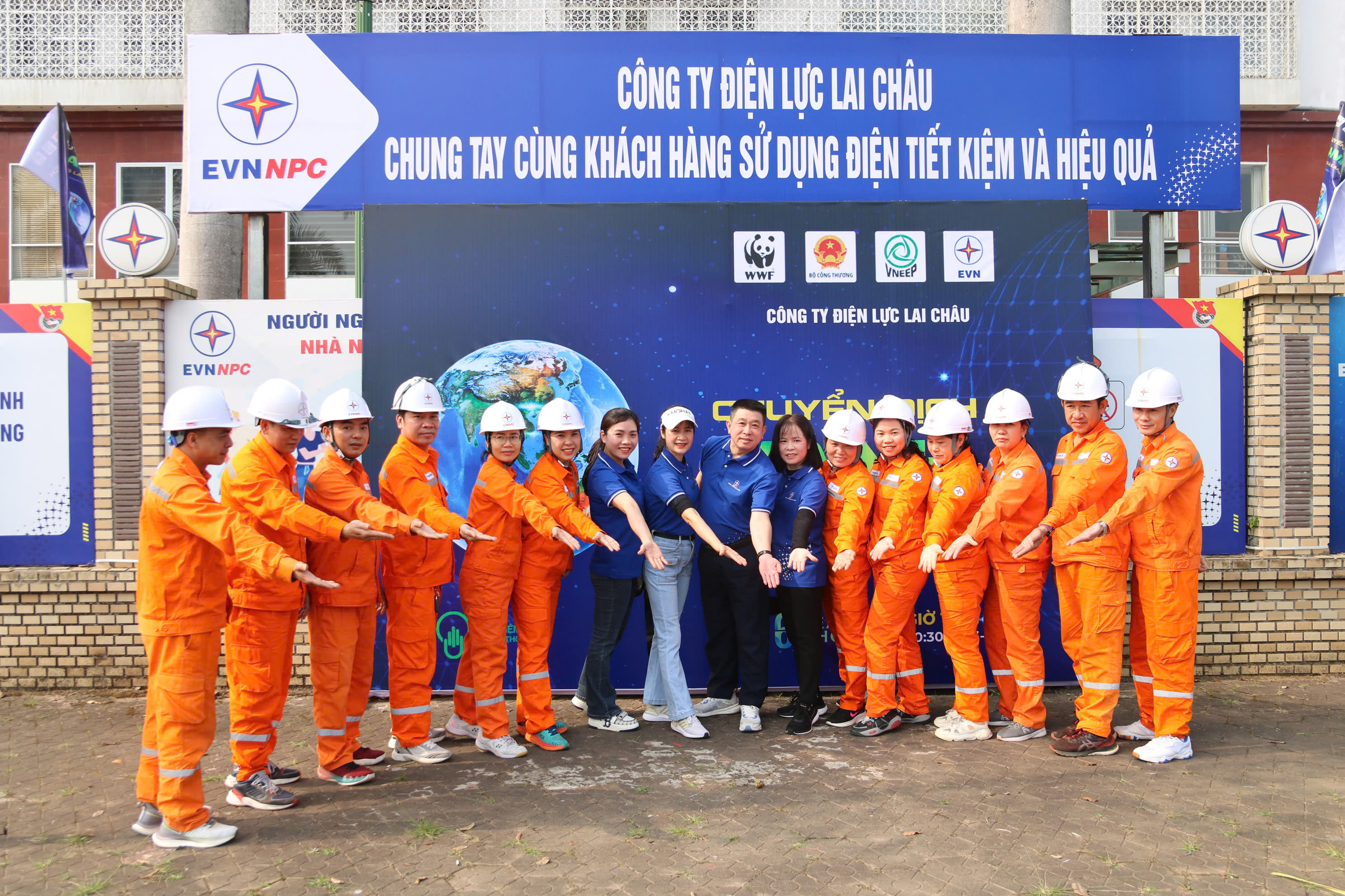 Lai Châu: Lan tỏa phong trào tiết kiệm điện, sử dụng điện an toàn 