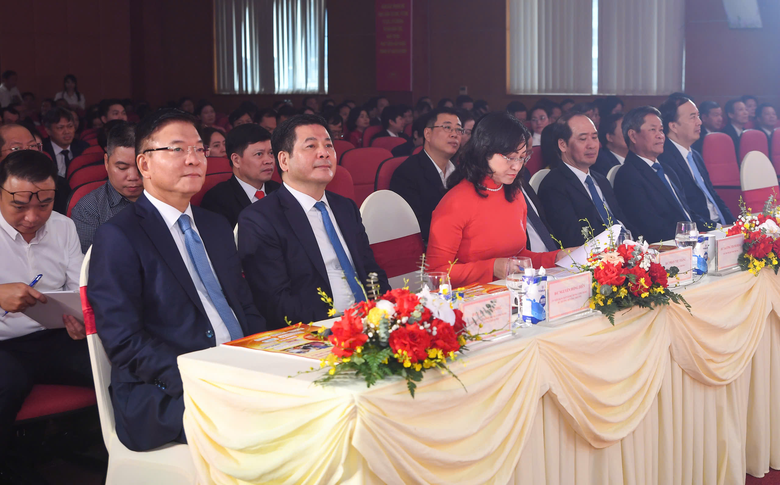 Phó Thủ tướng Lê Thành Long dự Đại hội thi đua yêu nước ngành Công Thương lần thứ IV