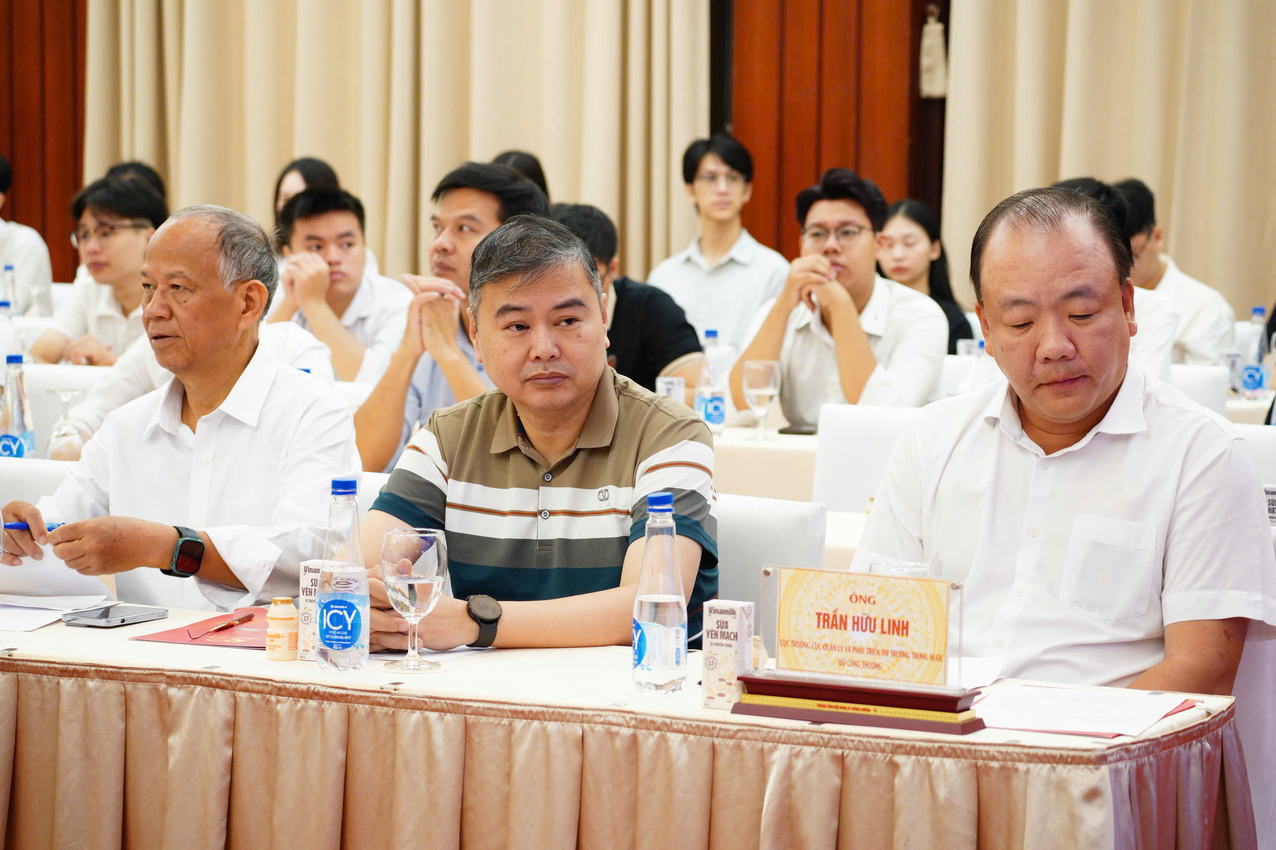 Đại diện Bộ Công Thương tham gia diễn đàn.