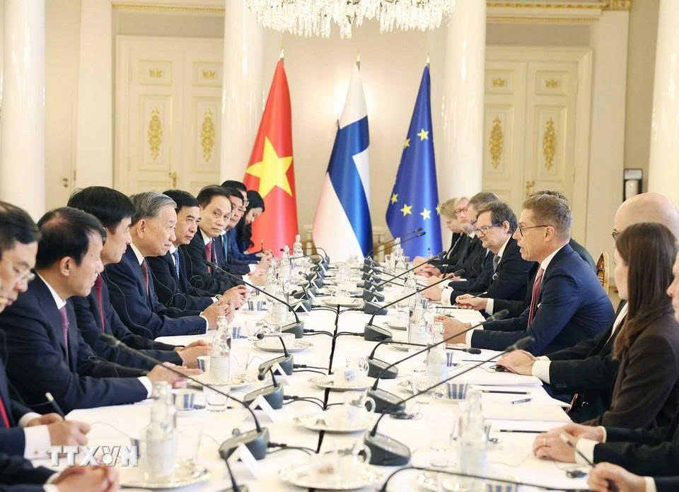 Tổng Bí thư Tô Lâm và Tổng thống Cộng hòa Phần Lan Alexander Stubb hội đàm - Ảnh: TTXVN