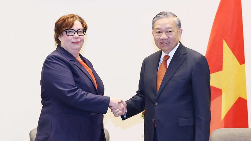 Tổng Bí thư Tô Lâm  tiếp Chủ tịch Đảng Cộng sản Phần Lan