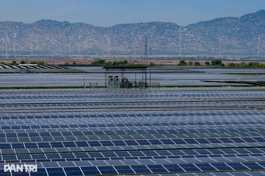 Tin Công Thương 23/10: Đề xuất mới về đối tượng được tham gia mua bán điện trực tiếp