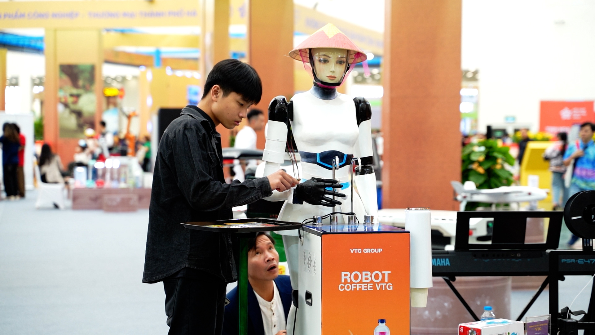 Sequence 45.00_02_41_17.Still001.jpg