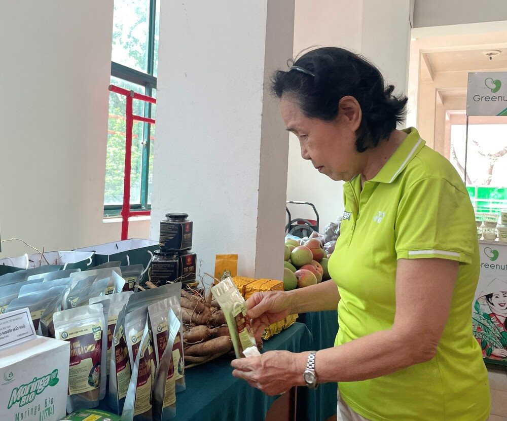 Hà Nội giảm rác thải nhựa, tăng tái chế và tiêu dùng bền vững