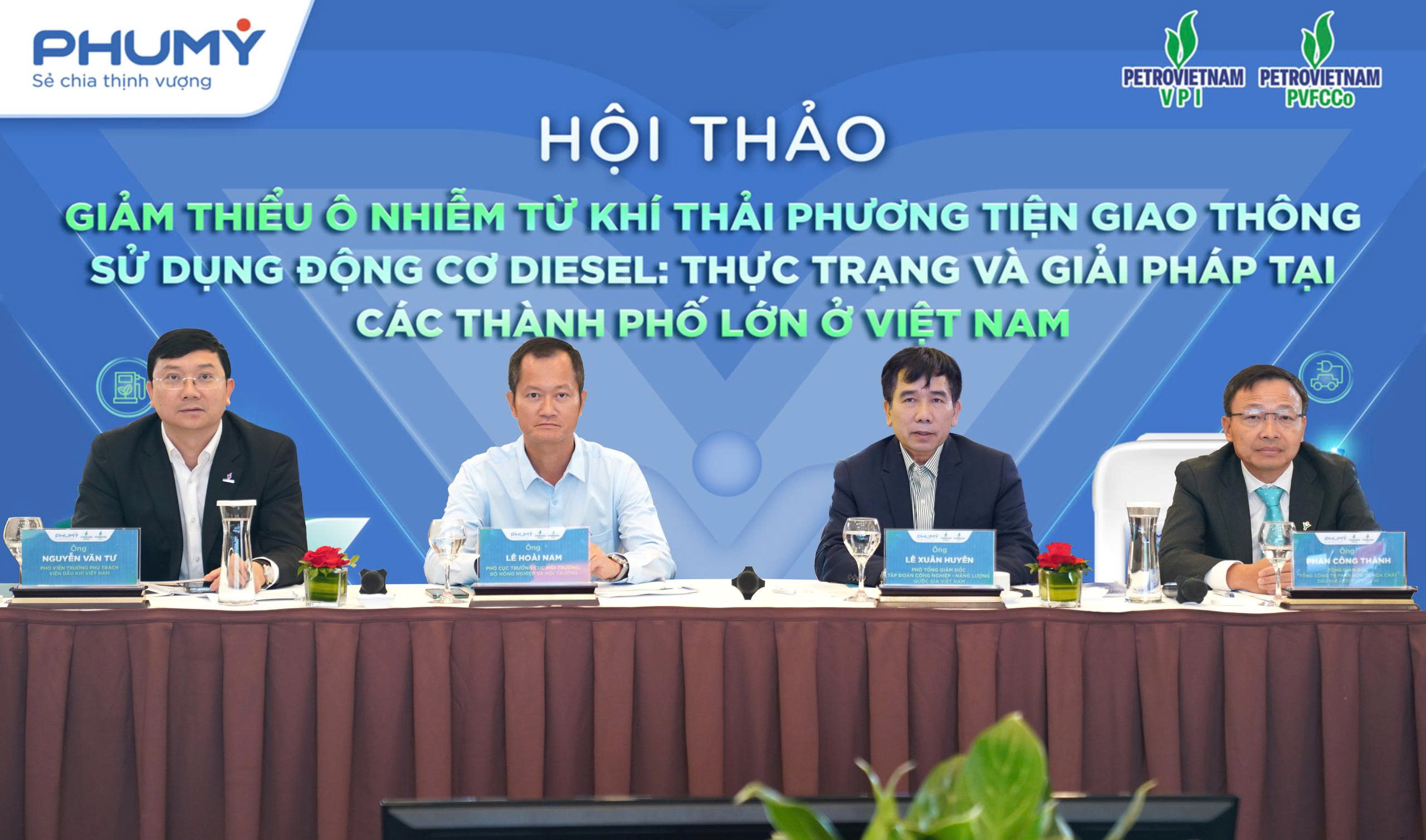 Toàn cảnh buổi hội thảo diễn ra ngày 27/10
